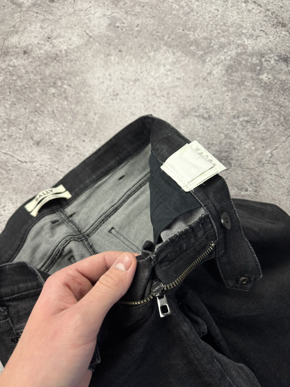 Bally Vintage Bally Y2K Opium Black Zip jeans Luxury Very Rare Size 30" / US 8 / IT 44 - 13 Thumbnail