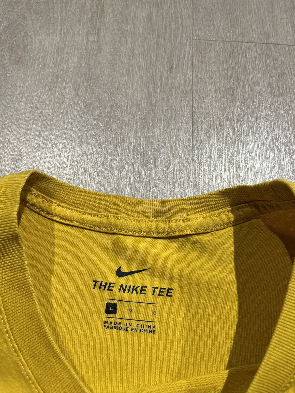 Supreme Nike Shirt Large Size US L / EU 52-54 / 3 - 3 Thumbnail