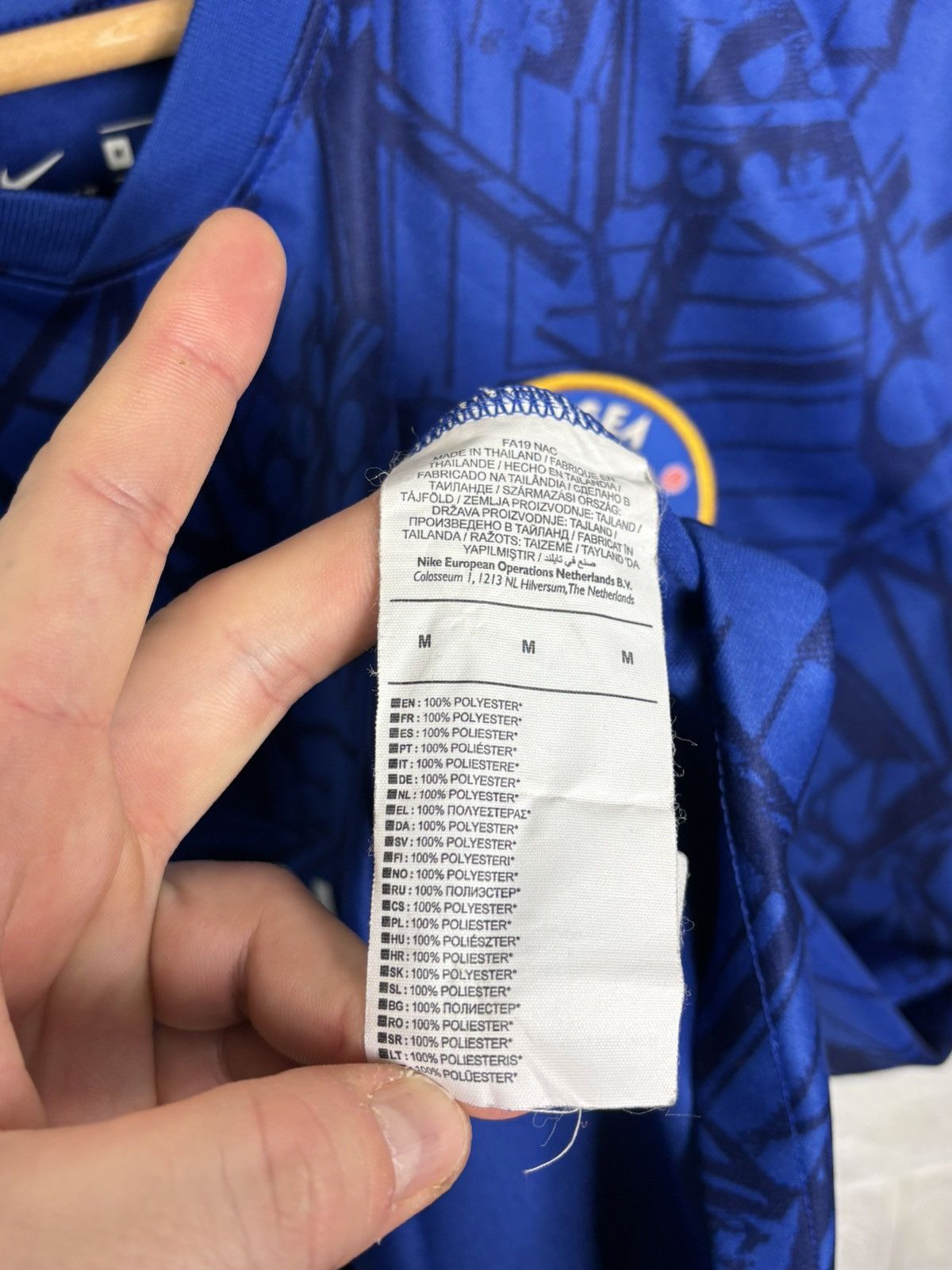 Nike CHELSEA 2019 2020 HOME FOOTBALL SHIRT SOCCER JERSEY NIKE Size US M / EU 48-50 / 2 - 8 Thumbnail