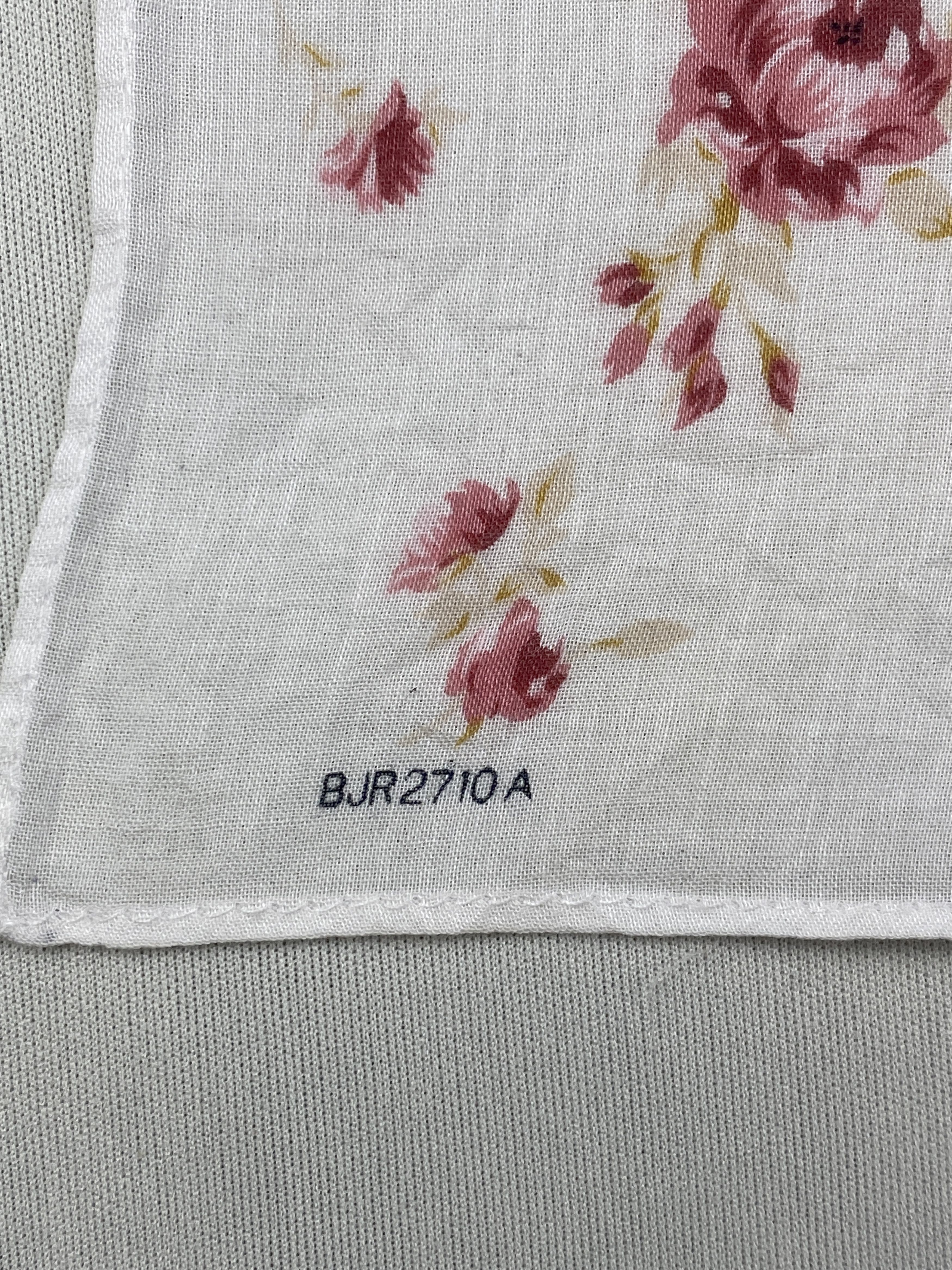 Pierre Balmain Vtg Pierre Balmain Handkerchief Pocket Square Bandana HM0027 Size ONE SIZE - 7 Thumbnail
