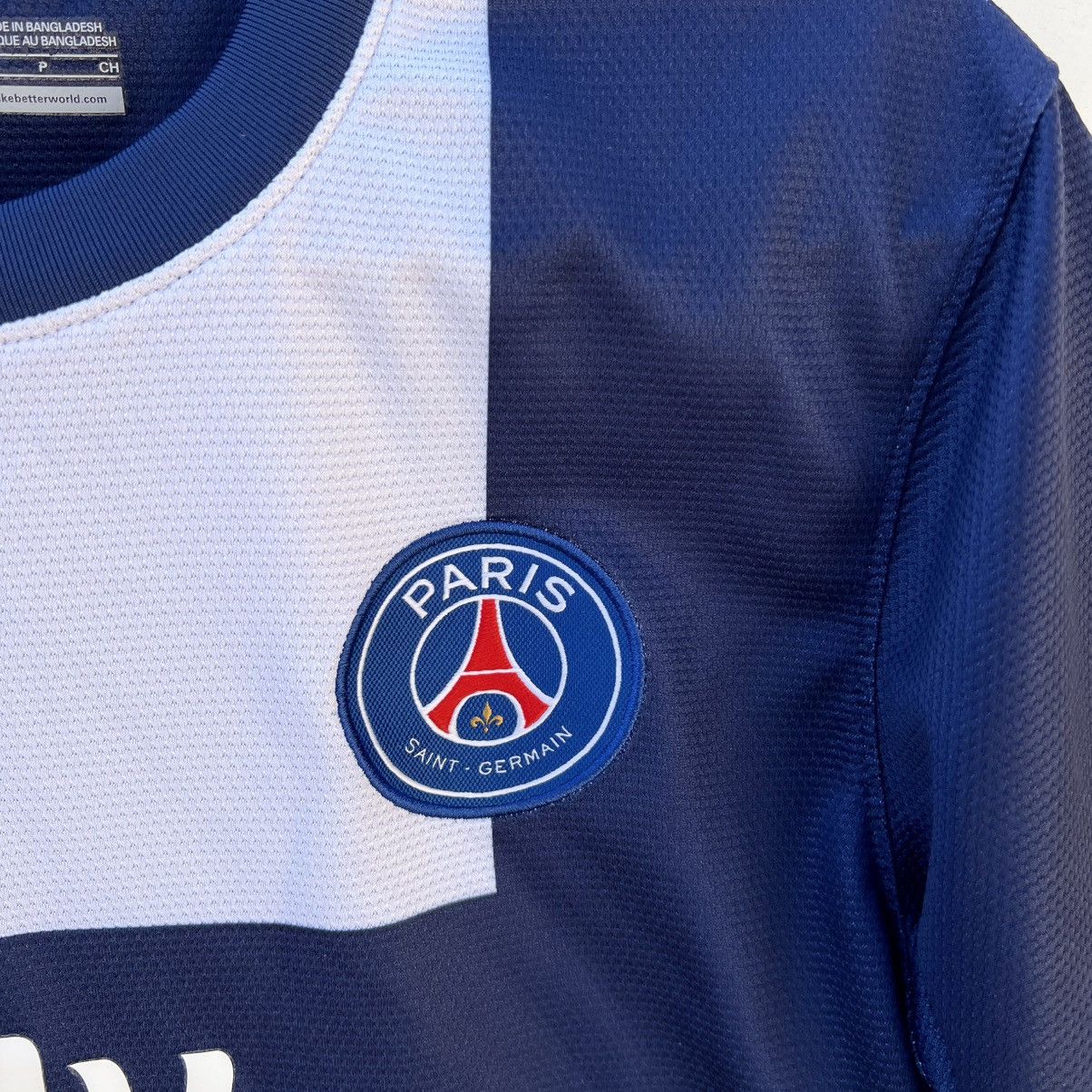 Nike PARIS SAINT GERMAIN 2014 2015 FOOTBALL SOCCER JERSEY NIKE Size US S / EU 44-46 / 1 - 3 Thumbnail