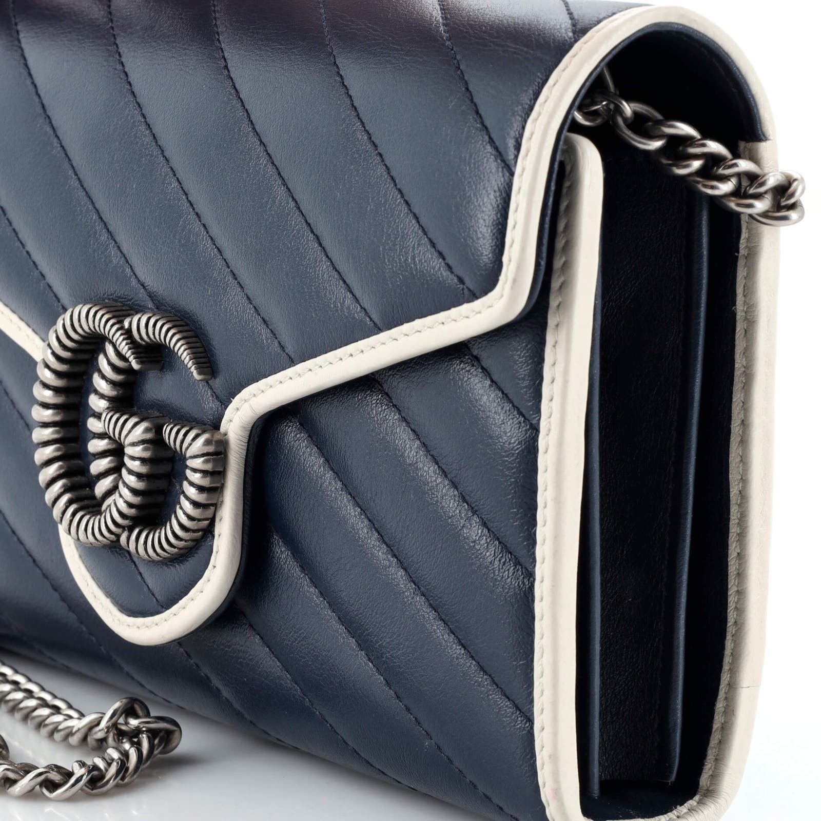 GG Marmont Chain Wallet Diagonal Quilted Leather Mini