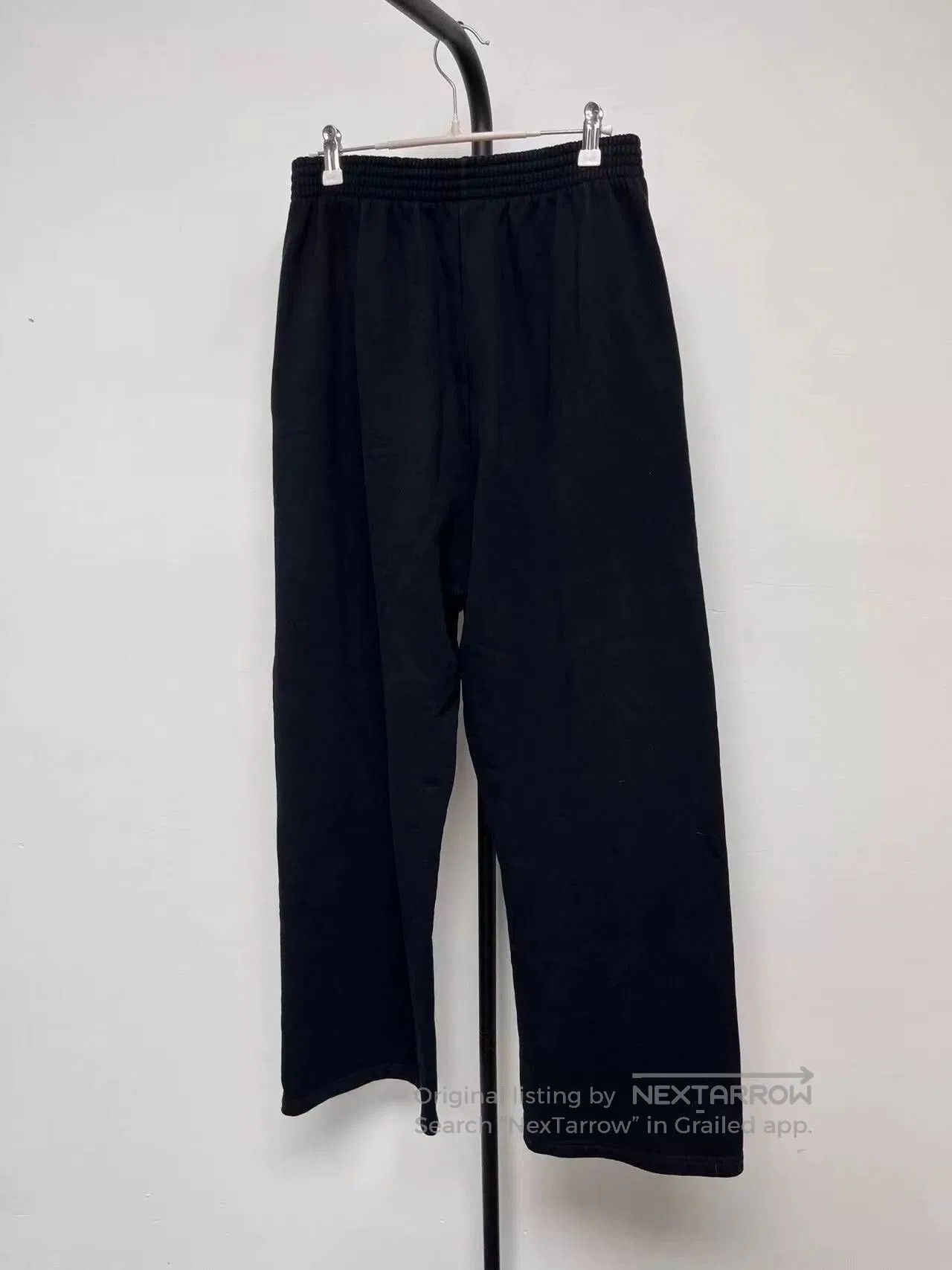 Balenciaga balenciaga black drawstring athletic pants. Size US 34 / EU 50 - 2 Thumbnail