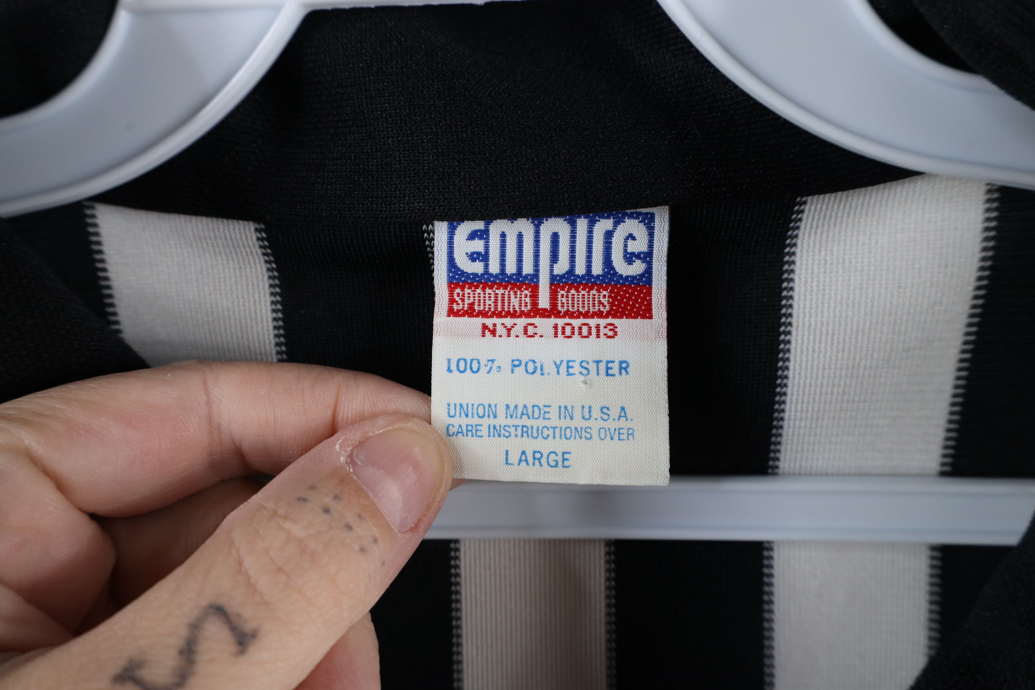 Vintage Vintage 70s Streetwear Referee Uniform Jersey Polo USA Size US L / EU 52-54 / 3 - 4 Thumbnail