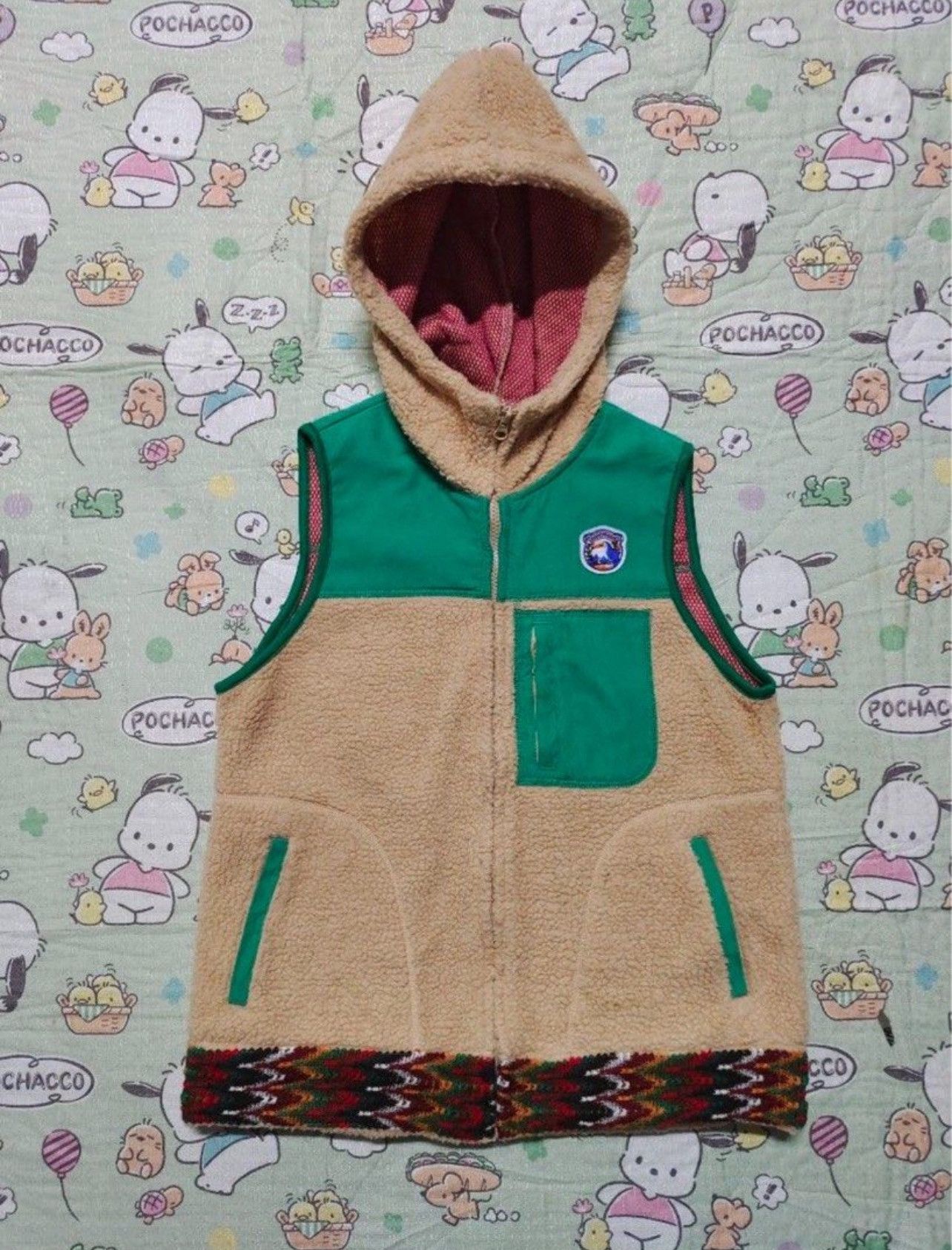 Japanese Brand Titicaca Women’s Hooded Fleece Vests Size M / US 6-8 / IT 42-44 - 2 Thumbnail