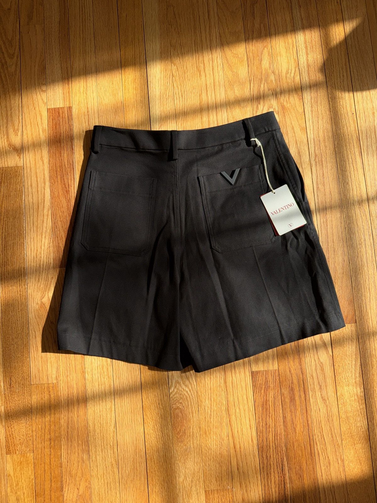 Valentino Valentino Tailored Shorts Size US 30 / EU 46 - 3 Thumbnail