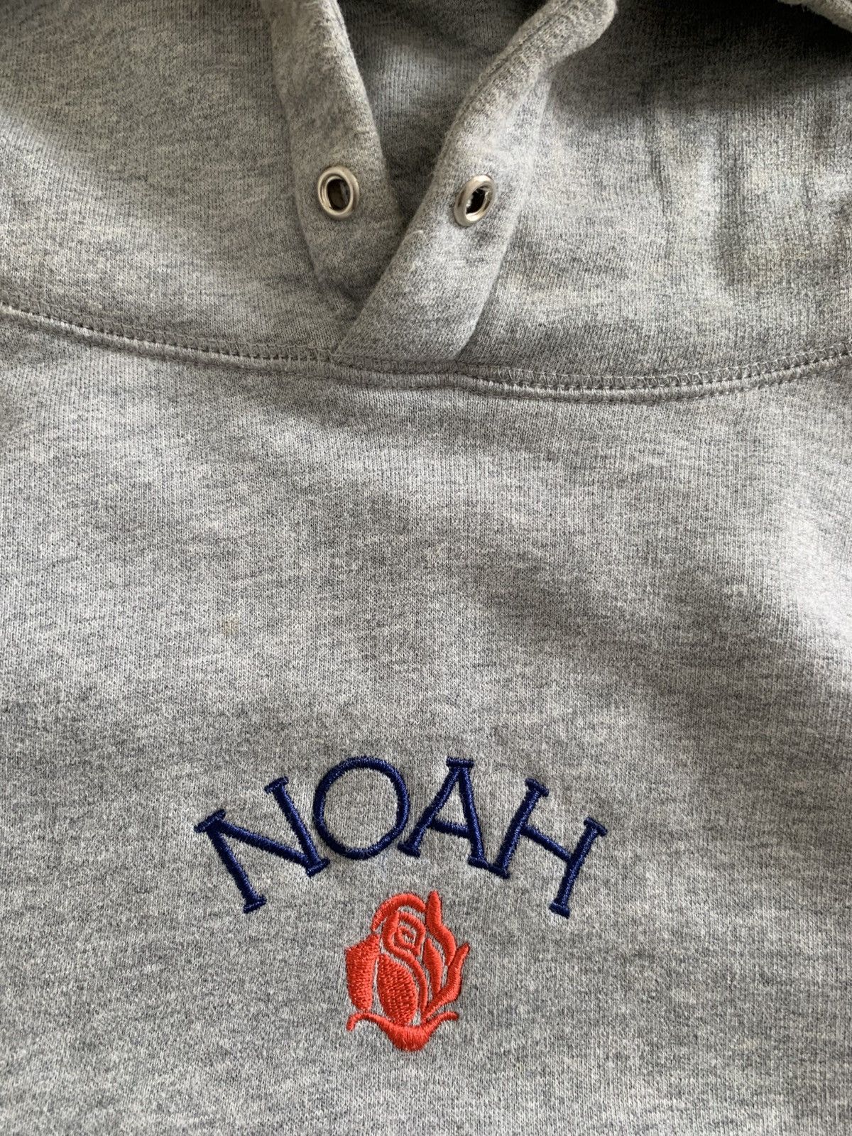 Noah Noah Rose Embroidered Pullover Hoodie Size US M / EU 48-50 / 2 - 5 Thumbnail