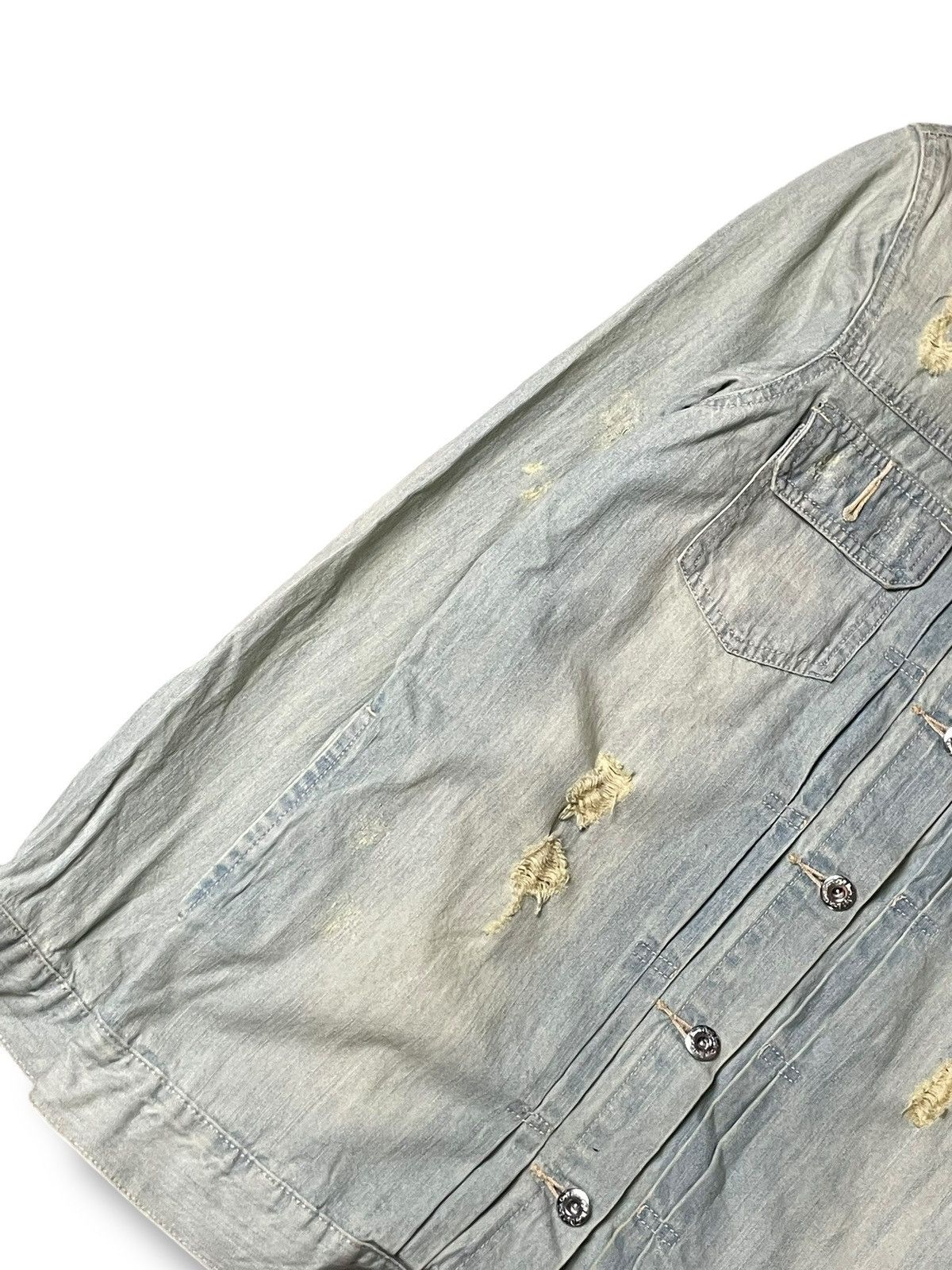 Massive × Vintage MASSIVE Distressed Denim Jacket (72) Size US M / EU 48-50 / 2 - 5 Thumbnail