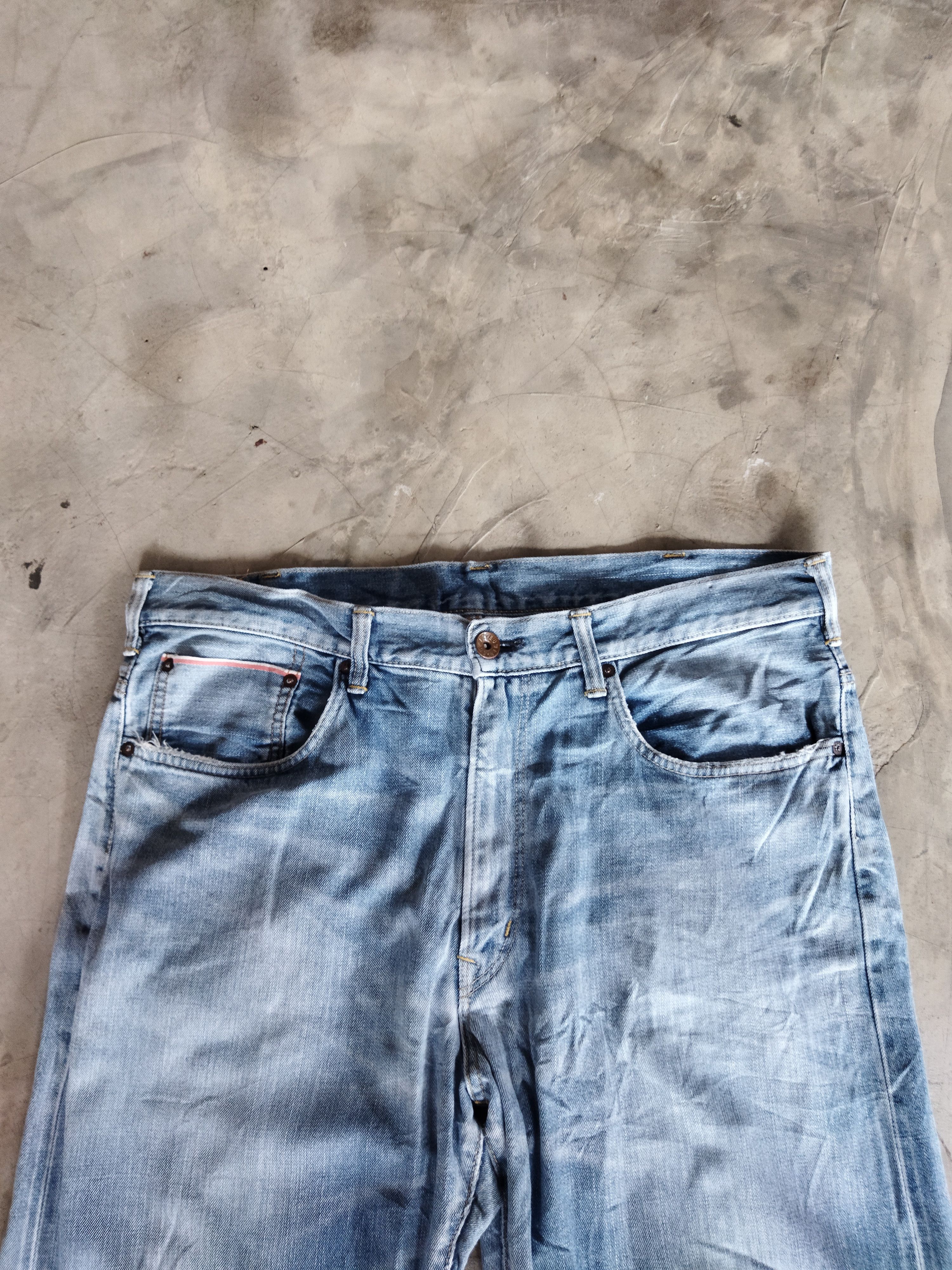 Edwin × Vintage VINTAGE EDWIN FADED BLUE JEANS PANTS Size US 40 / EU 56 - 2 Thumbnail