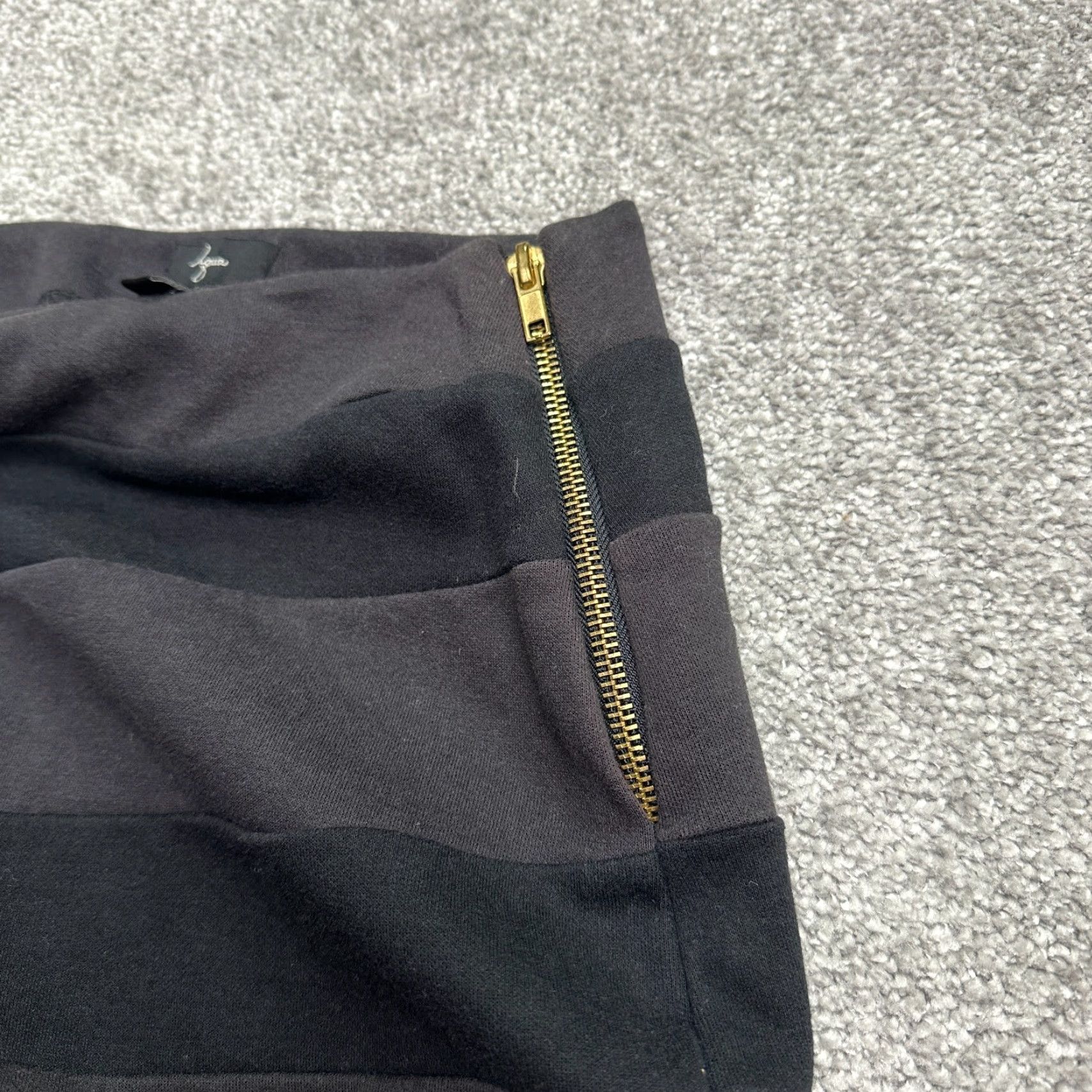 AQUA Aqua Skirt By Bloomingdale's Womens XS Black Gray Striped Pencil Stretch Size 26" / US 2 / IT 38 - 3 Thumbnail