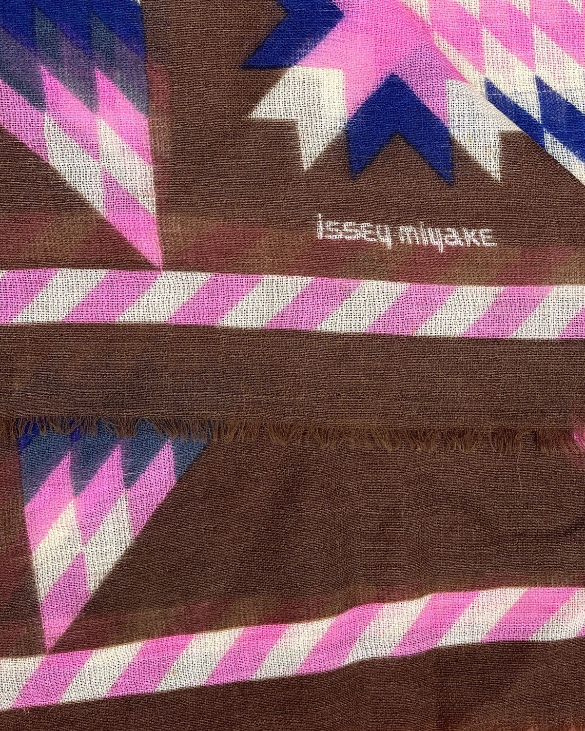 Issey Miyake Issey Miyake Geometric Fringe Scarf Size ONE SIZE - 4 Thumbnail