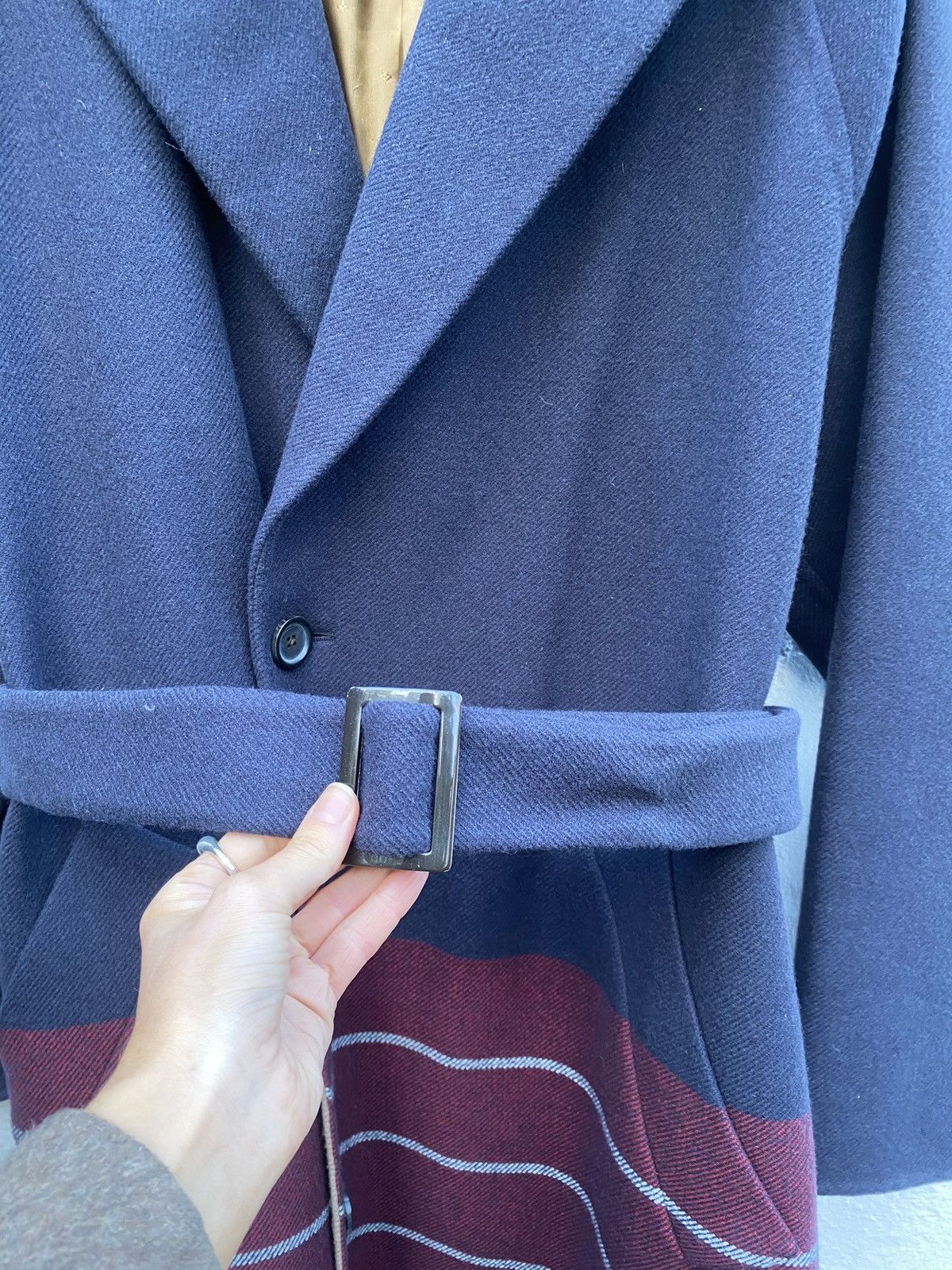 Louis Vuitton Navy wool and cashmere coat Size US M / EU 48-50 / 2 - 7 Thumbnail