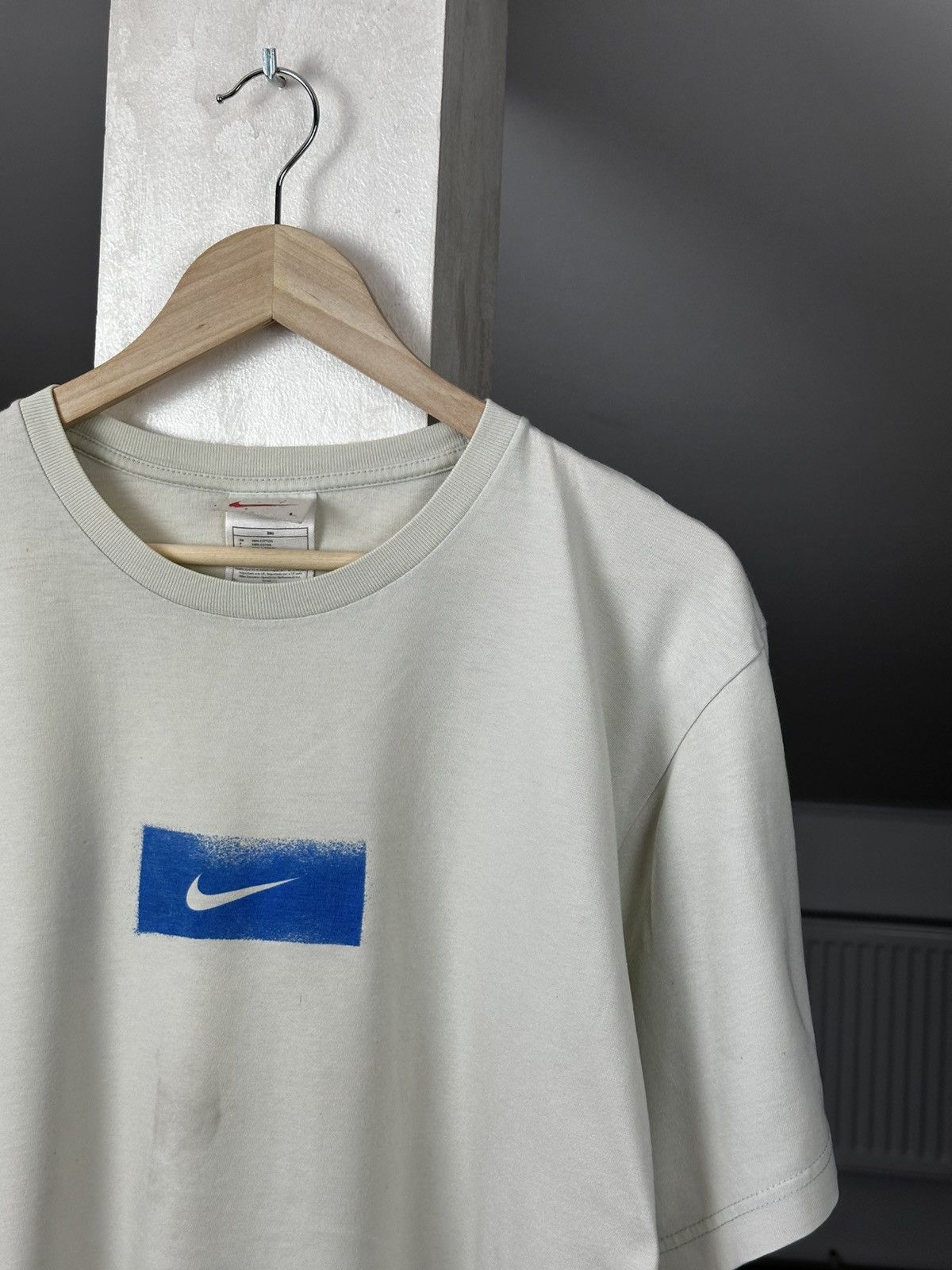 Nike Vintage Nike Y2K Box Logo Tee Size US L / EU 52-54 / 3 - 3 Thumbnail