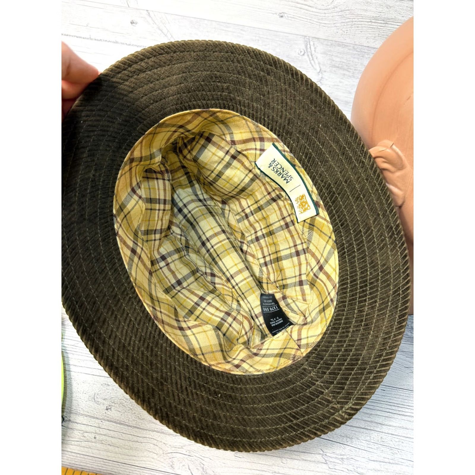 Marks & Spencer Marks and Spencer Green Fedora hat Cotton Size 7 Men Fedora Green Cotton Size 7 Mens Size ONE SIZE - 5 Thumbnail
