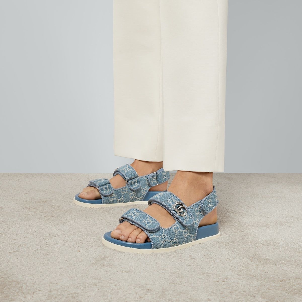 Gucci oc11z1025 Sandals With Double G in Light Blue Size US 5 / IT 35 - 3 Thumbnail
