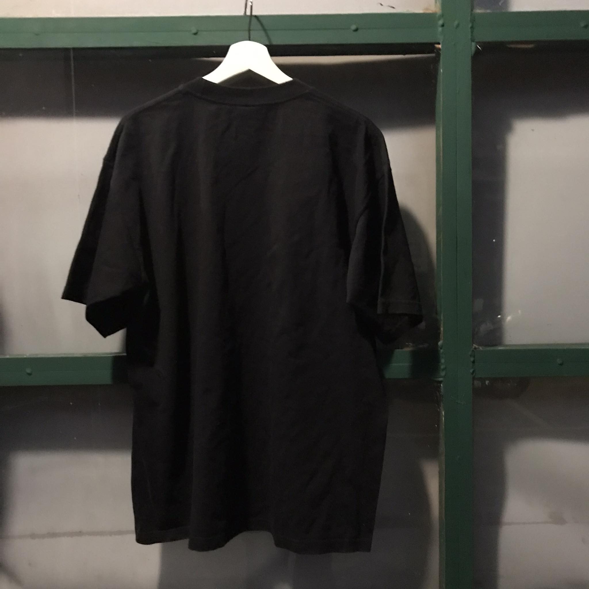 Anime Guts Berserk Manga Fanmade Tee 00s Size US XL / EU 56 / 4 - 5 Thumbnail