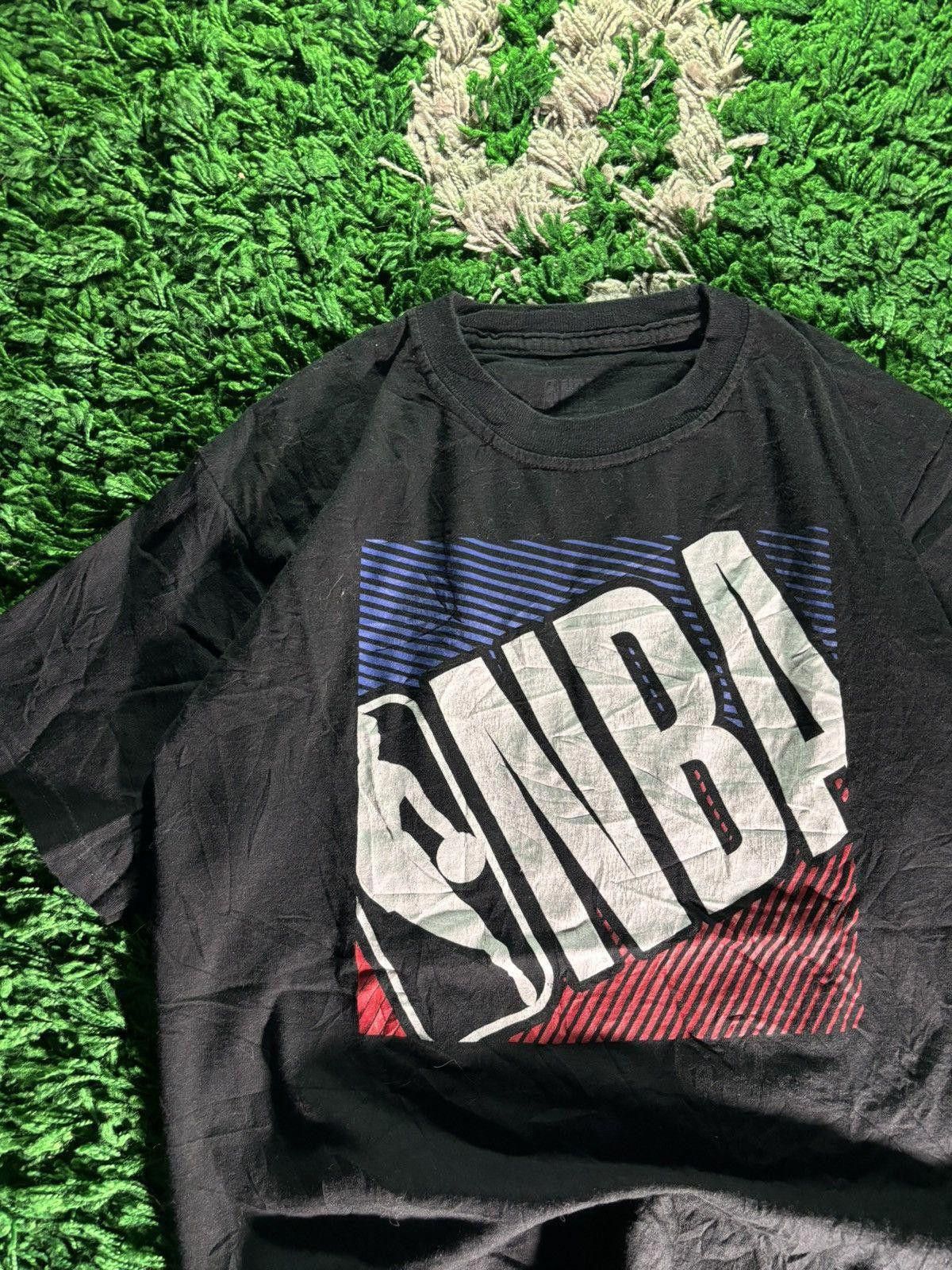 NBA 2010s NBA Big Logo Tee Size US L / EU 52-54 / 3 - 3 Thumbnail