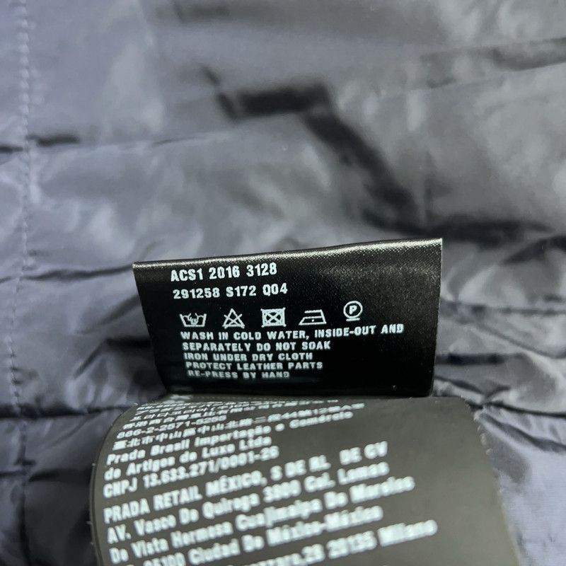 Prada Prada Casual Long Sleeve Zip Jacket in Black-2506 Size US S / EU 44-46 / 1 - 6 Thumbnail