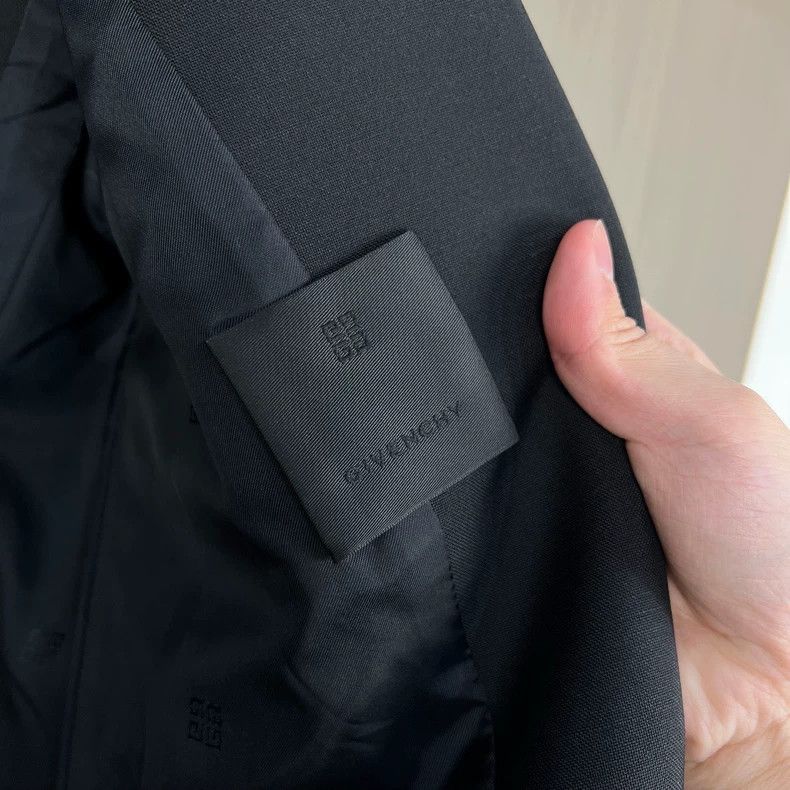 Givenchy Givenchy Metal buckle suit jacket 2506-Nextarrow Size US S / EU 44-46 / 1 - 6 Thumbnail