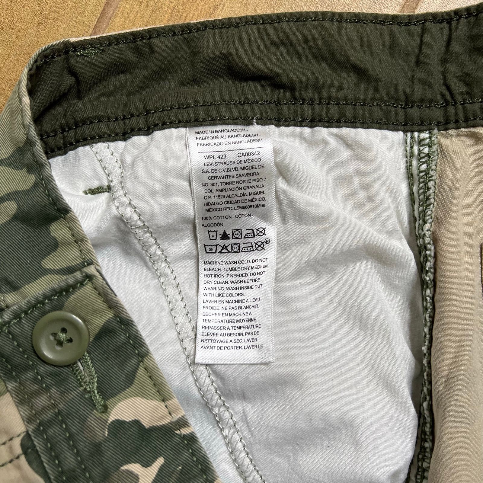 Vintage Levi Strauss Shorts Mens Sz 38 Green Camouflage Cargo Y2K Size US 38 / EU 54 - 10 Thumbnail