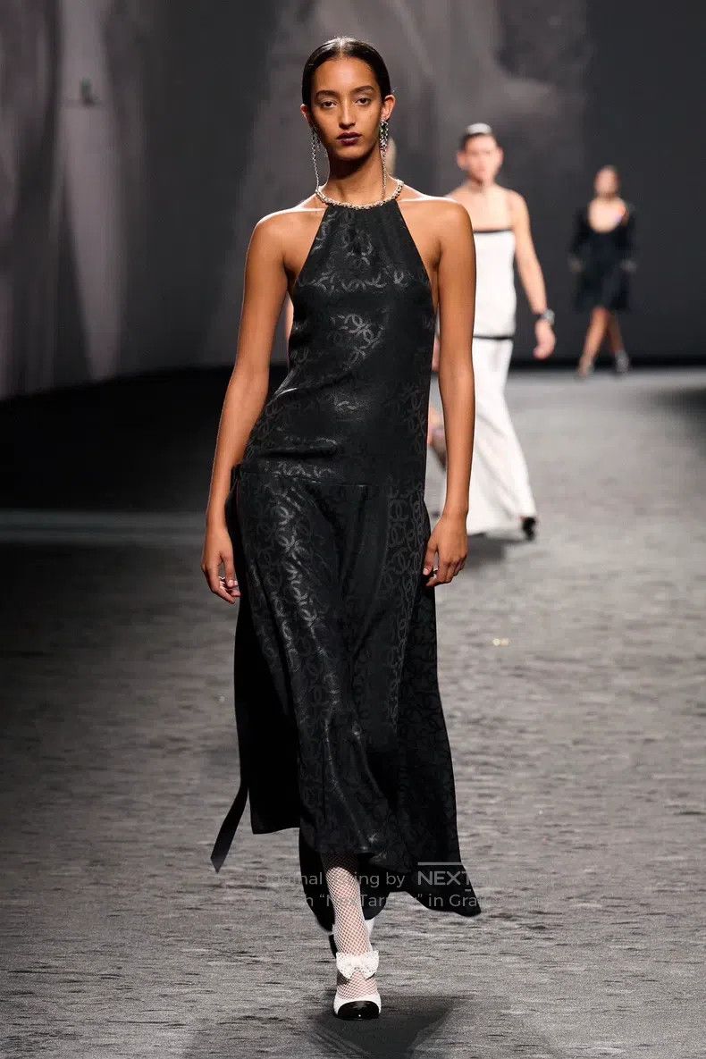 Chanel Chanel 23S full logo pearl hanging neck dress Size XXS / US 00 / IT 34 - 9 Thumbnail