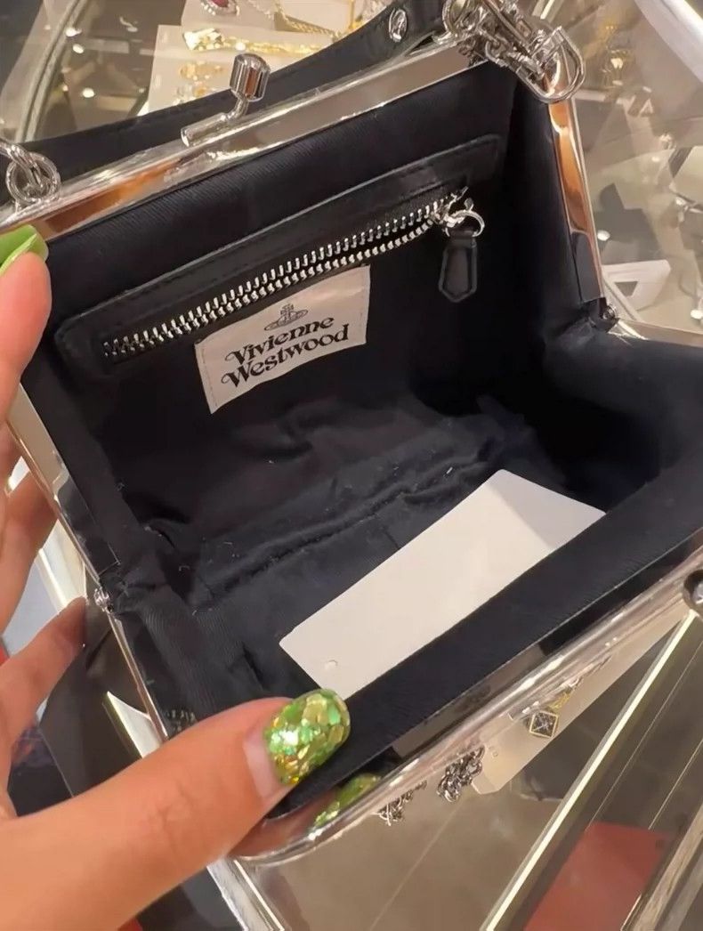 Vivienne Westwood Vivienne Westwood size os Colorful Saturn dumplings Size ONE SIZE - 4 Thumbnail