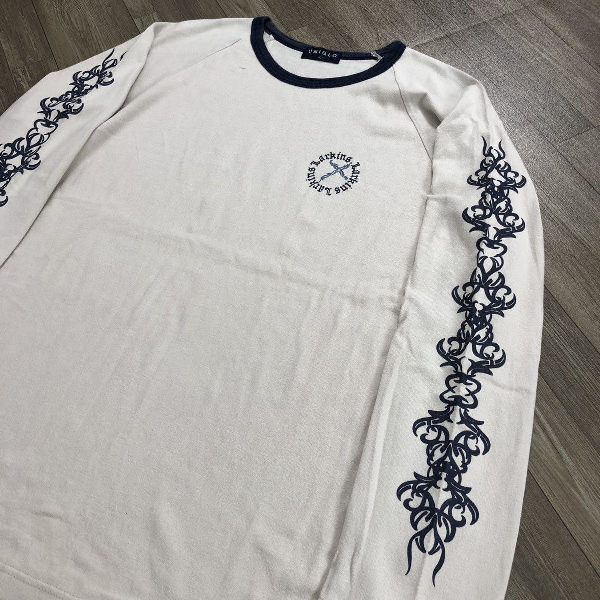 If Six Was Nine × Japanese Brand × Le Grande Bleu (L.G.B.) 1990s Uniqlo Larkins Poem Cross Goa Lgb Style Longsleeve Size US M / EU 48-50 / 2 - 3 Thumbnail