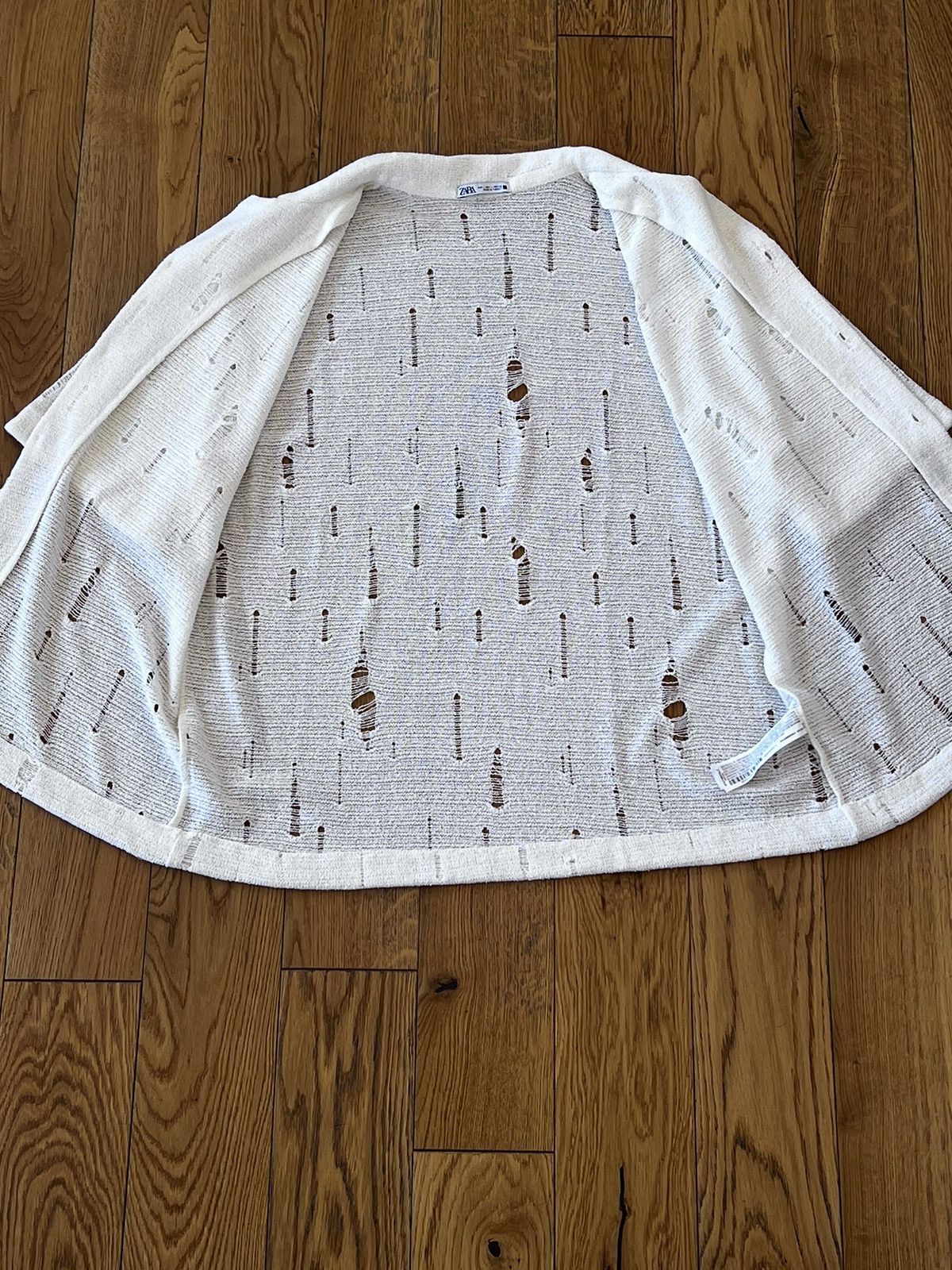 Japanese Brand × Vintage × Zara White Button-Up Shirt - Zara Man Size US L / EU 52-54 / 3 - 7 Thumbnail