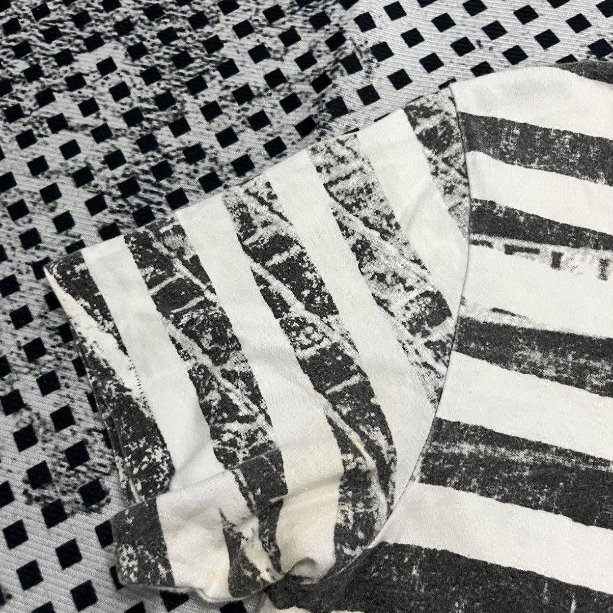 izzue 💥Izzue Japanese Designer Full Stripe Printed Punk T shirts Size US S / EU 44-46 / 1 - 6 Thumbnail