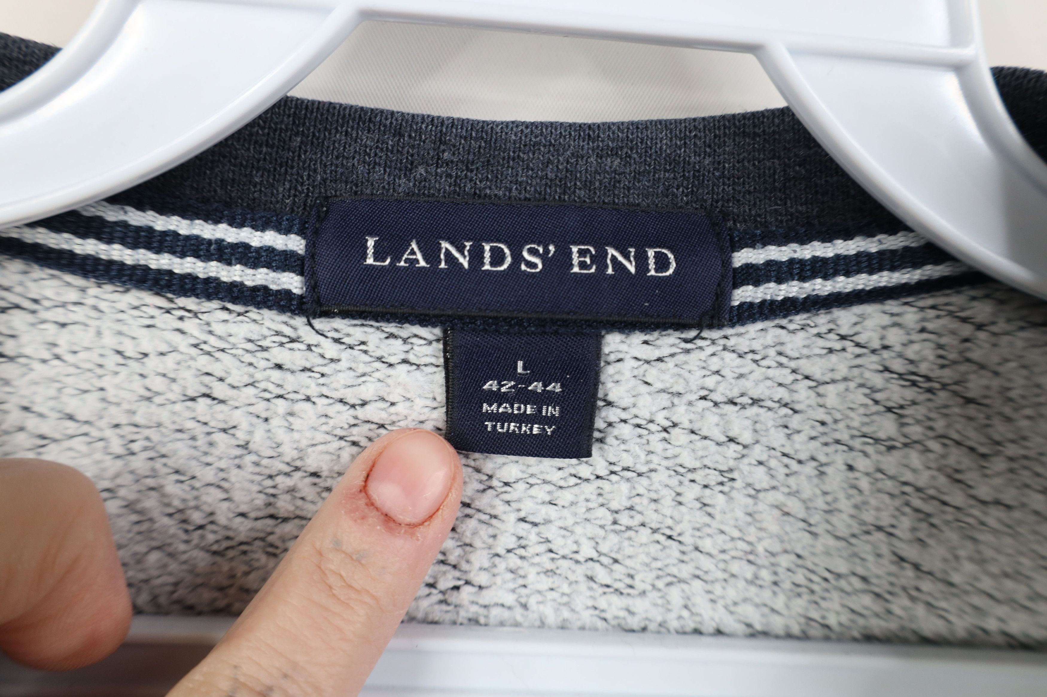 Lands' End Vintage 90s Lands End Faded Blank Crewneck Sweatshirt Blue Size US L / EU 52-54 / 3 - 4 Thumbnail