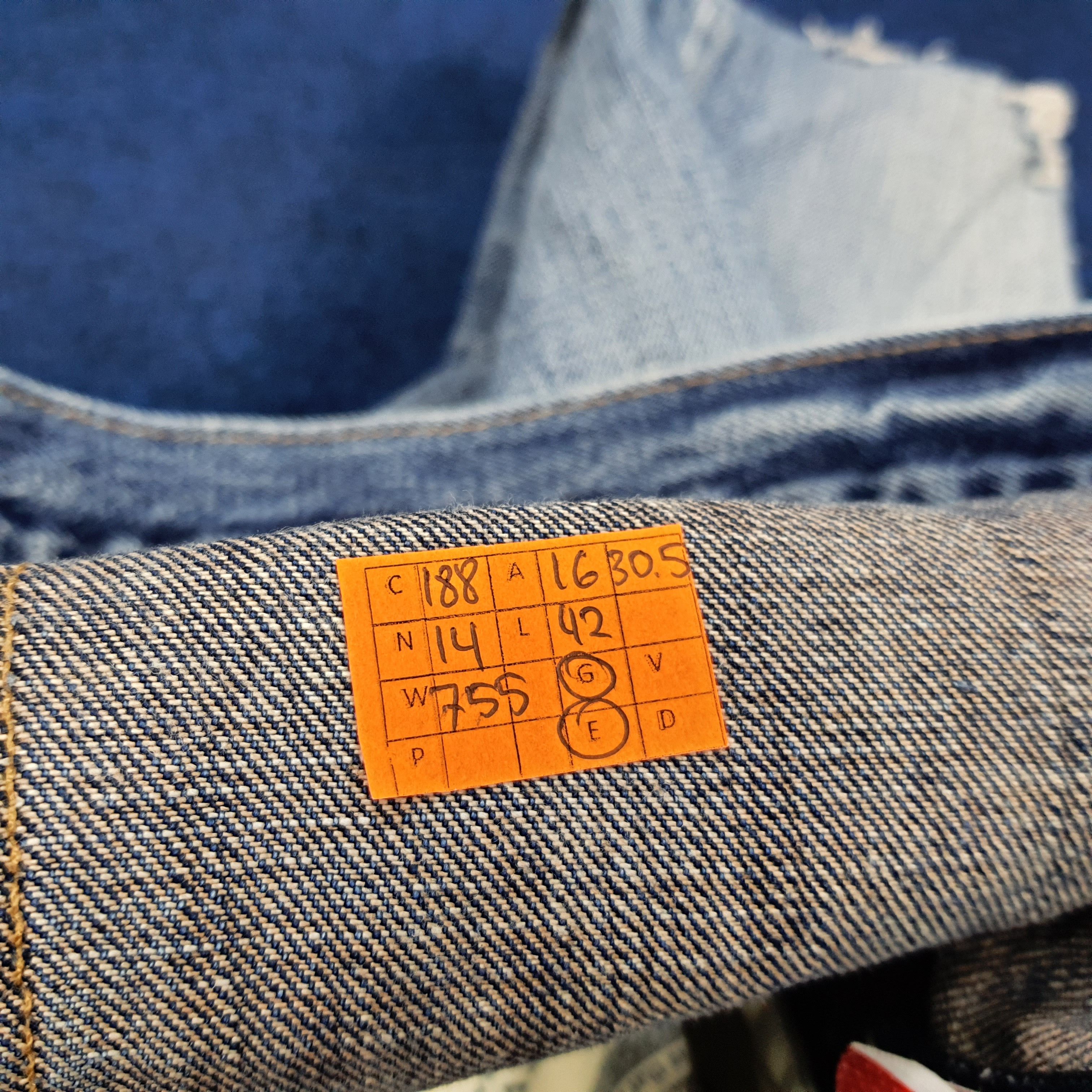 Levi's × Vintage Vintage Levis 501 Distressed Style Jeans Size US 34 / EU 50 - 13 Thumbnail