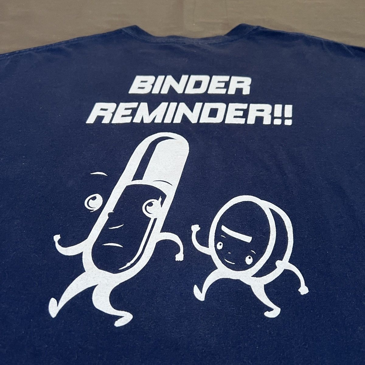 Vintage Vintage Y2K smile bones binder reminder drugs pill Tee 2XL Size US XXL / EU 58 / 5 - 1 Thumbnail
