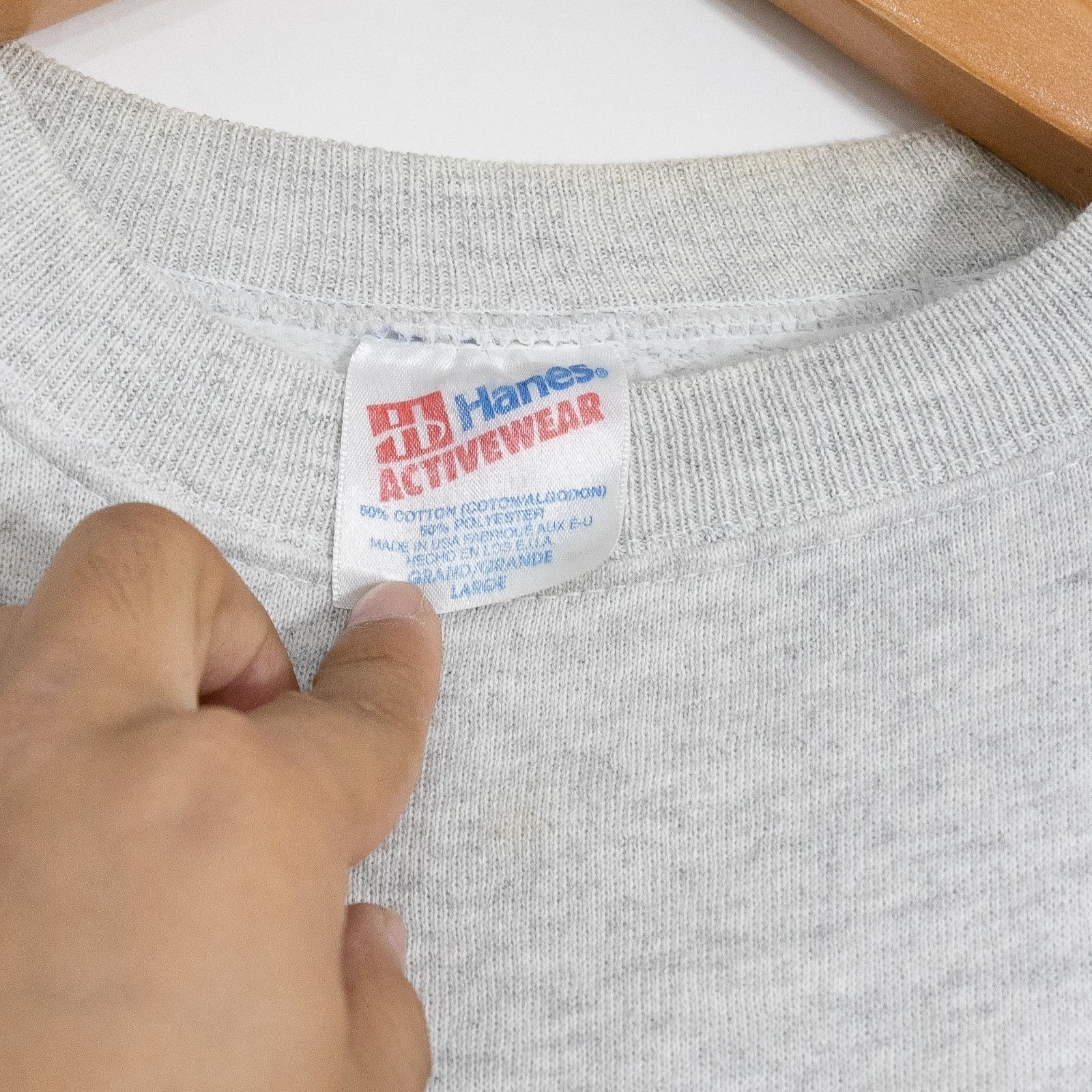 Vintage Vintage 80s Loveland Ohio Sweatshirt Large - Raglan Crewneck Size US L / EU 52-54 / 3 - 5 Thumbnail