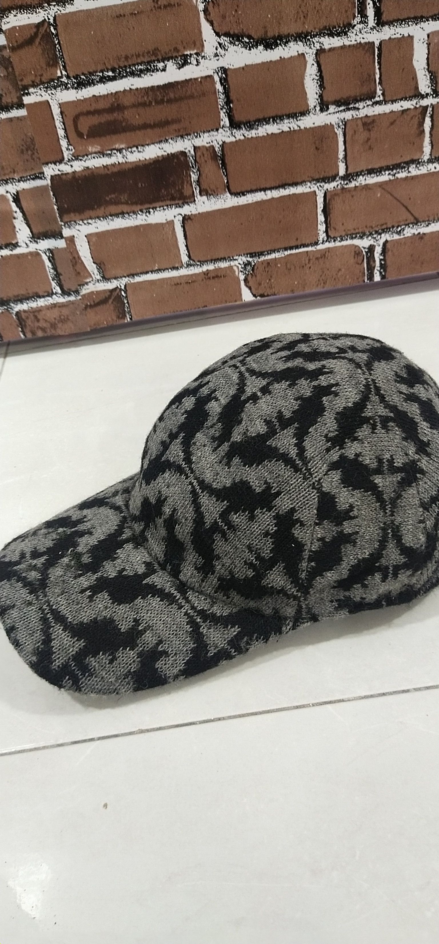 Kangol 💥FINAL DROP RARE KANGOL HATS💥 Size ONE SIZE - 2 Thumbnail