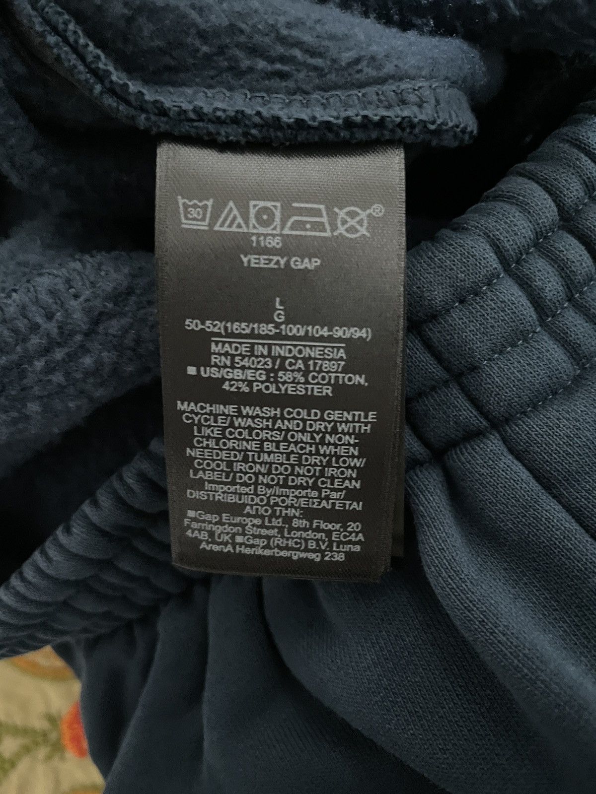 Balenciaga × Gap × Yeezy Yeezy Gap Unreleased Wide Leg Sweatpants Size US 30 / EU 46 - 4 Thumbnail
