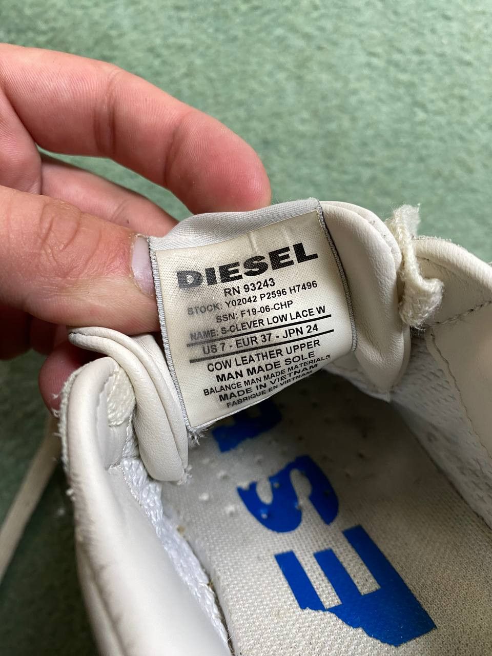 Diesel Low-Top Sneakers white Diesel Vintage logo Streetwear Y2K Size US 7 / EU 40 - 16 Thumbnail