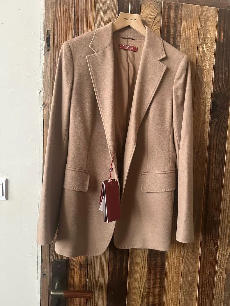 Max Mara Max Mara Coat Size L / US 10 / IT 46 - 7 Thumbnail