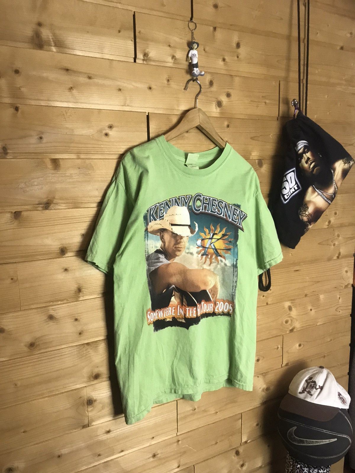 Band Tees Vintage Kenny Chesney 2005 tour t-shirt Size US L / EU 52-54 / 3 - 1 Thumbnail