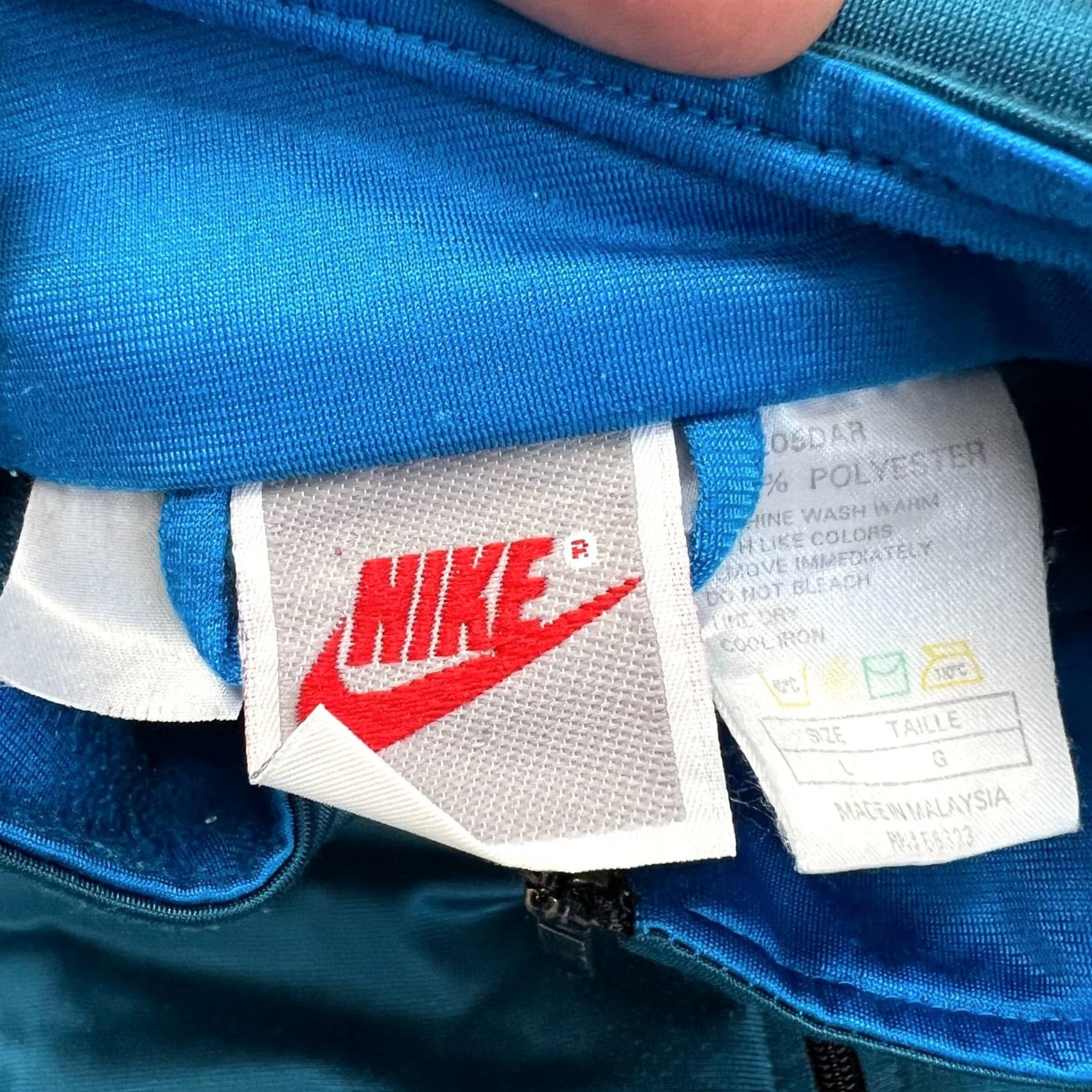 Nike VINTAGE Nike Track Jacket Men L Blue Jacket Mens Track Jacket L Nike Blue Vintage Size US L / EU 52-54 / 3 - 3 Thumbnail