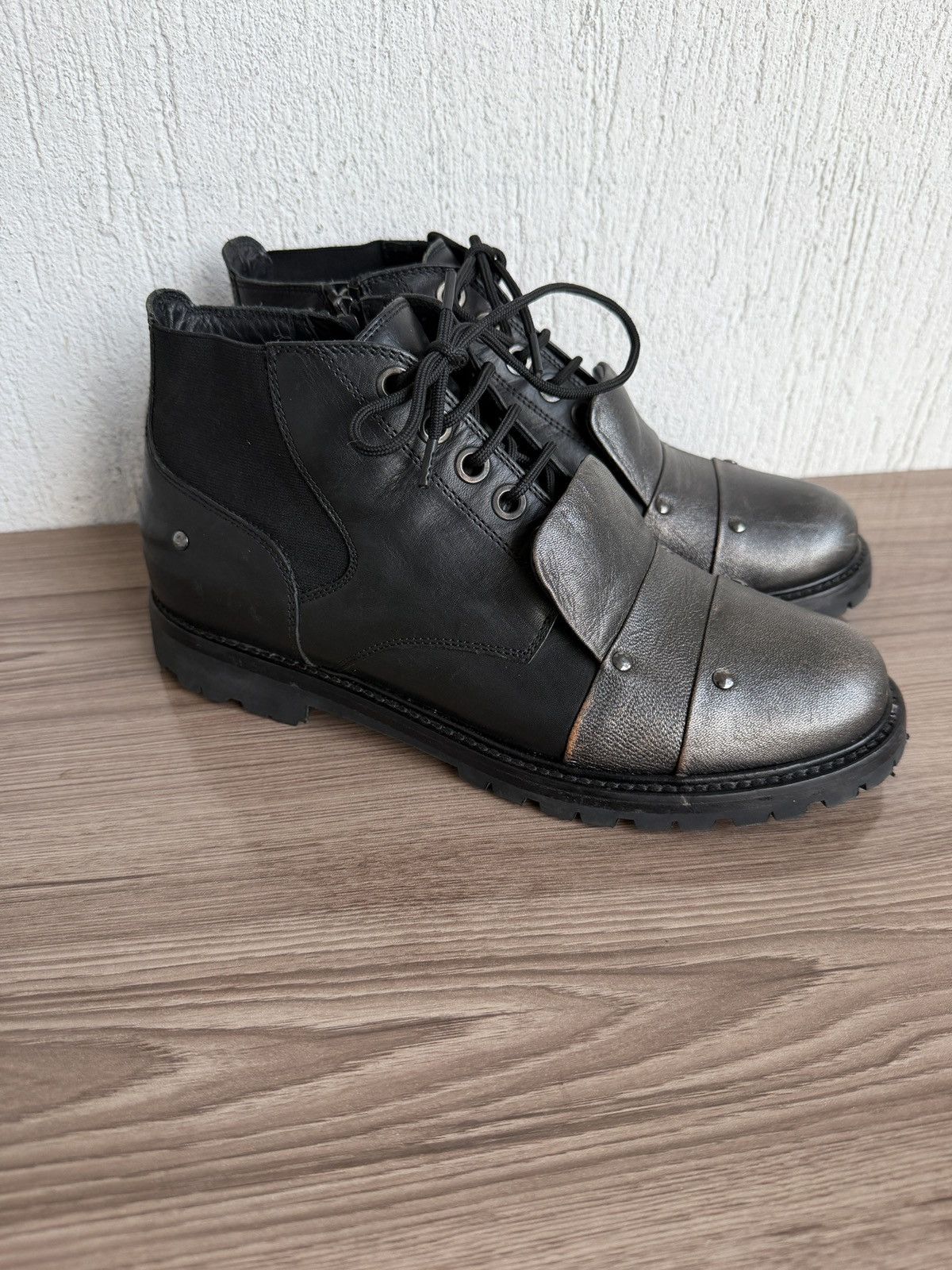 Neil Barrett Fw12 Armour studded zip boots Size US 8.5 / EU 41-42 - 2 Thumbnail