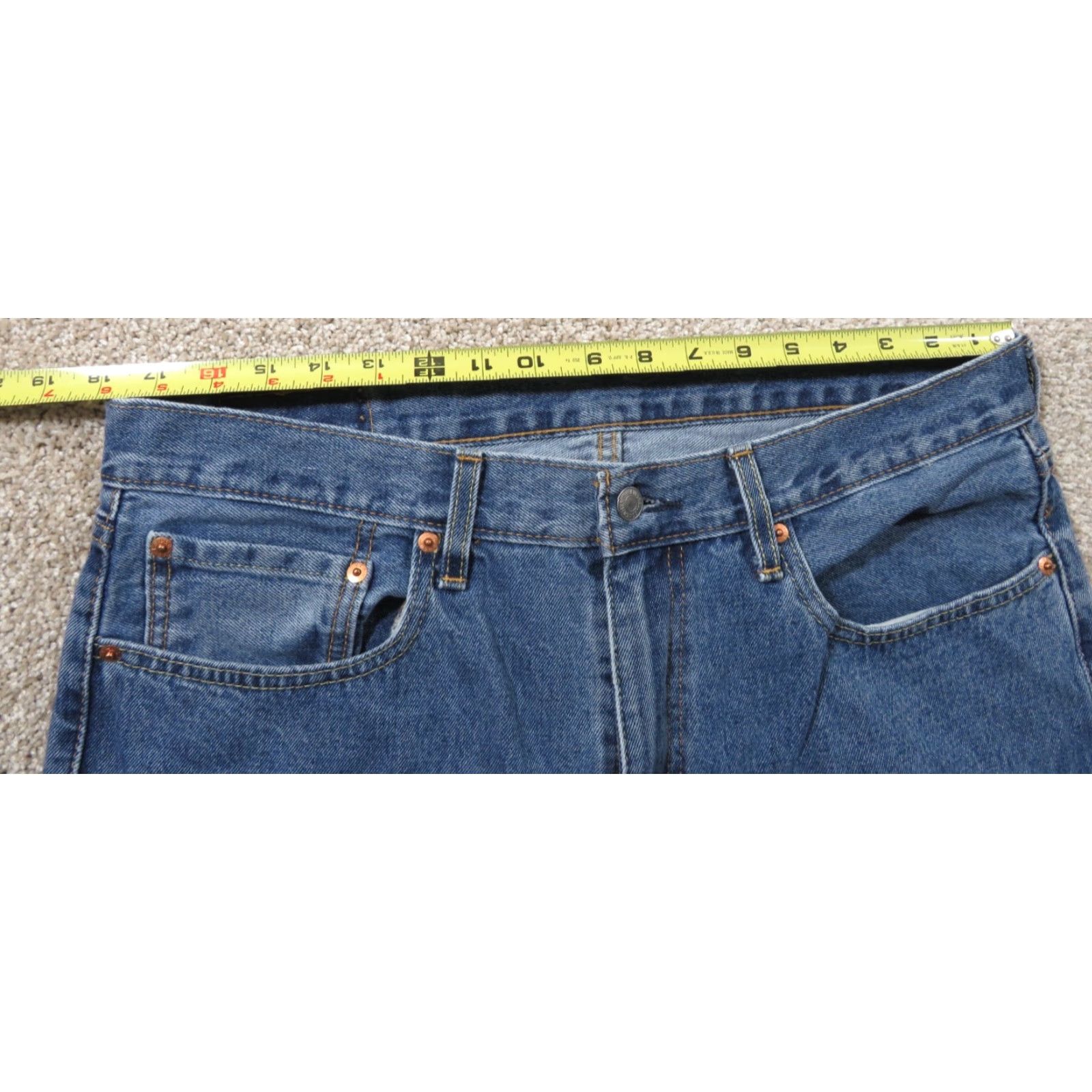 Levi's VINTAGE Levi's 550 Jeans Denim Straight Regular Fit 35x30 Blue Men Size US 35 - 6 Thumbnail
