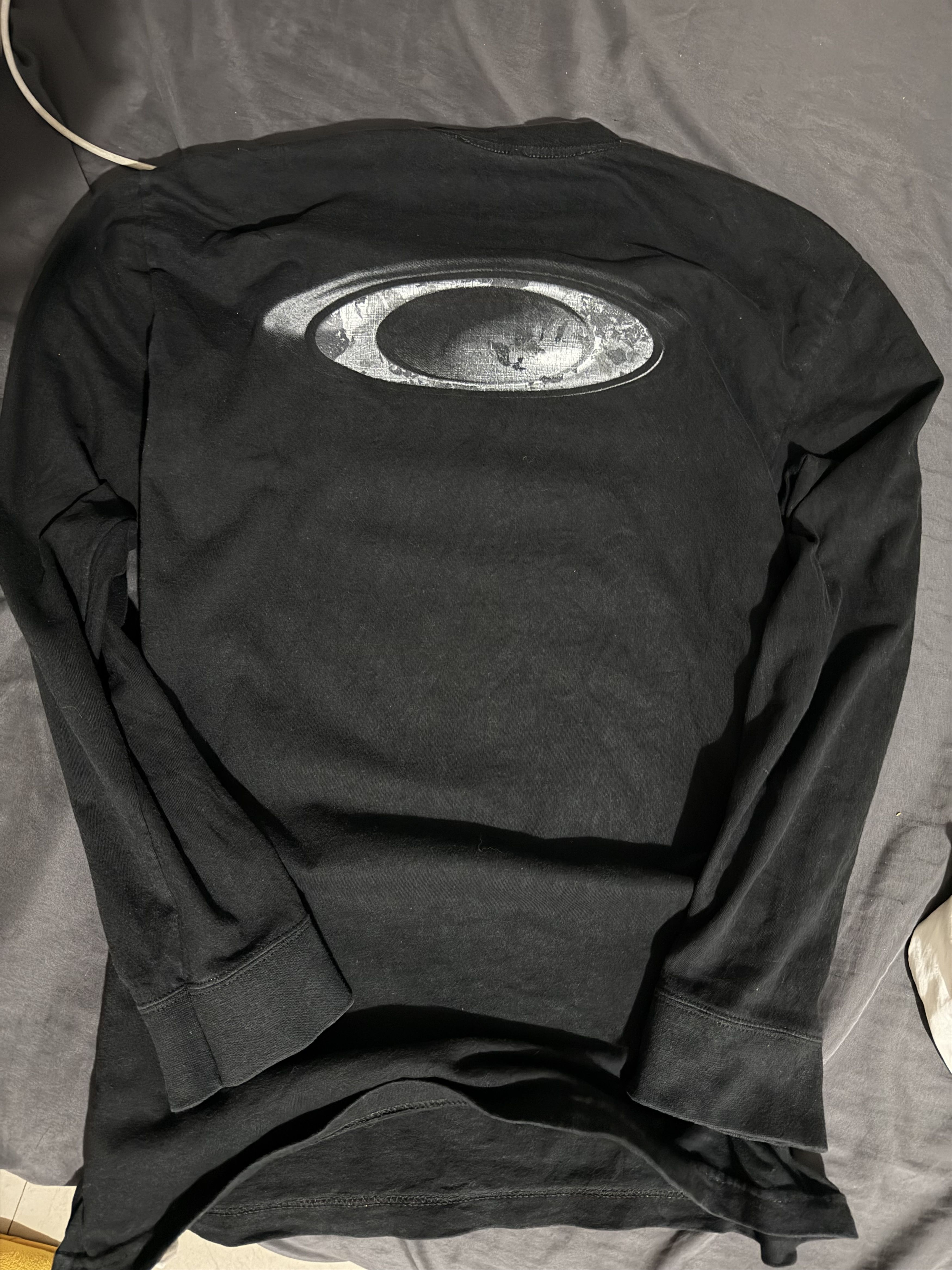 Oakley OAKLEY LONG SLEEVE VERY RARE ❤️‍🔥 Size US L / EU 52-54 / 3 - 1 Thumbnail