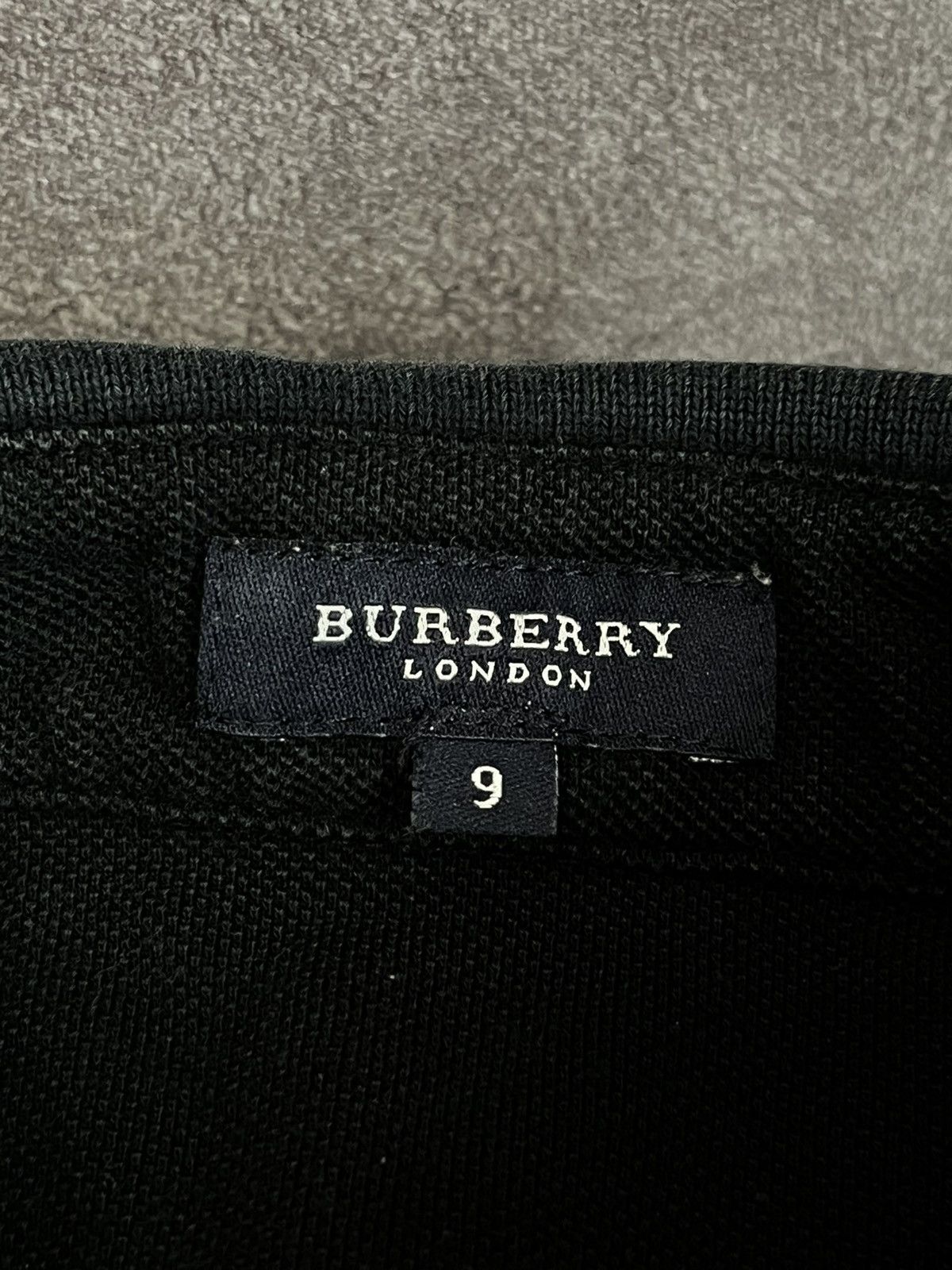 Burberry Burberry Shirt Gold Logo Size US L / EU 52-54 / 3 - 6 Thumbnail