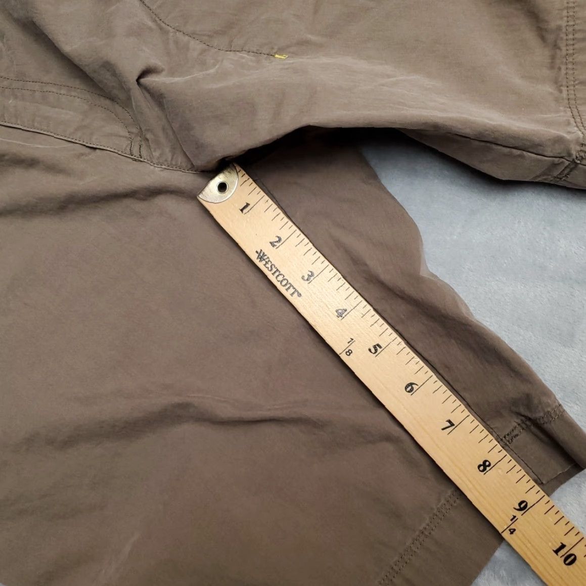 Vintage REI Shorts Women 6 Brown Cotton Nylon Blend Lightweight Cargo Pocket Hiking Gorp Size 28" / US 6 / IT 42 - 7 Thumbnail
