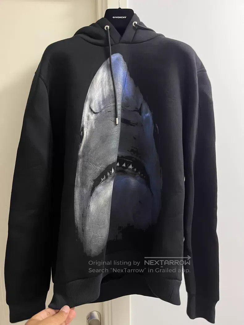 Givenchy Givenchy Shark Print Hoodie Size US M / EU 48-50 / 2 - 1 Thumbnail