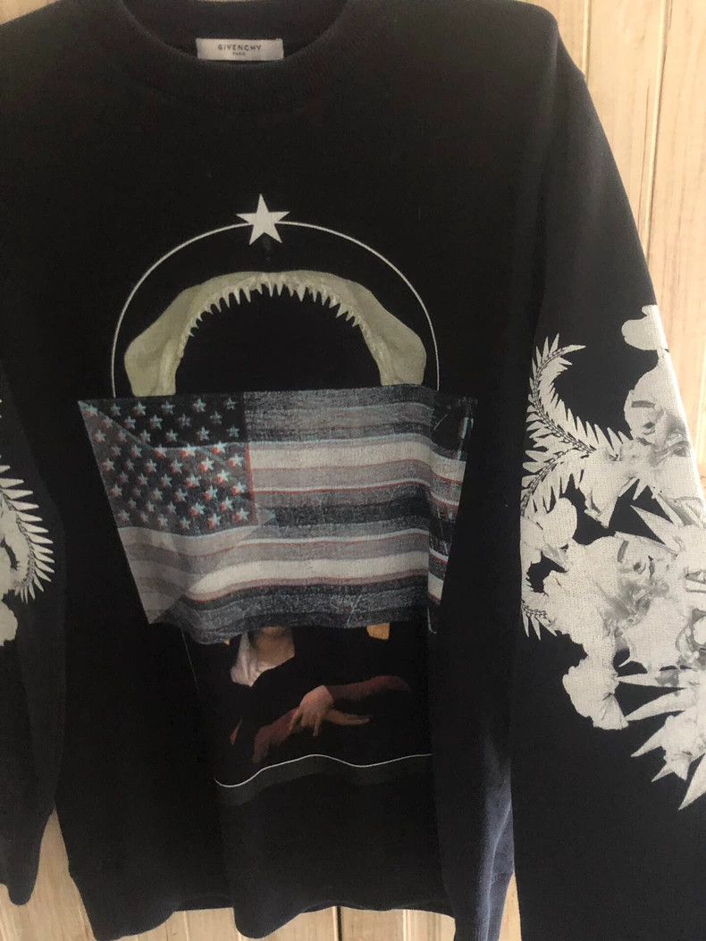 Other Givenchy Three-color flag saint mother shark hoodie, desig Size US XS / EU 42 / 0 - 3 Thumbnail