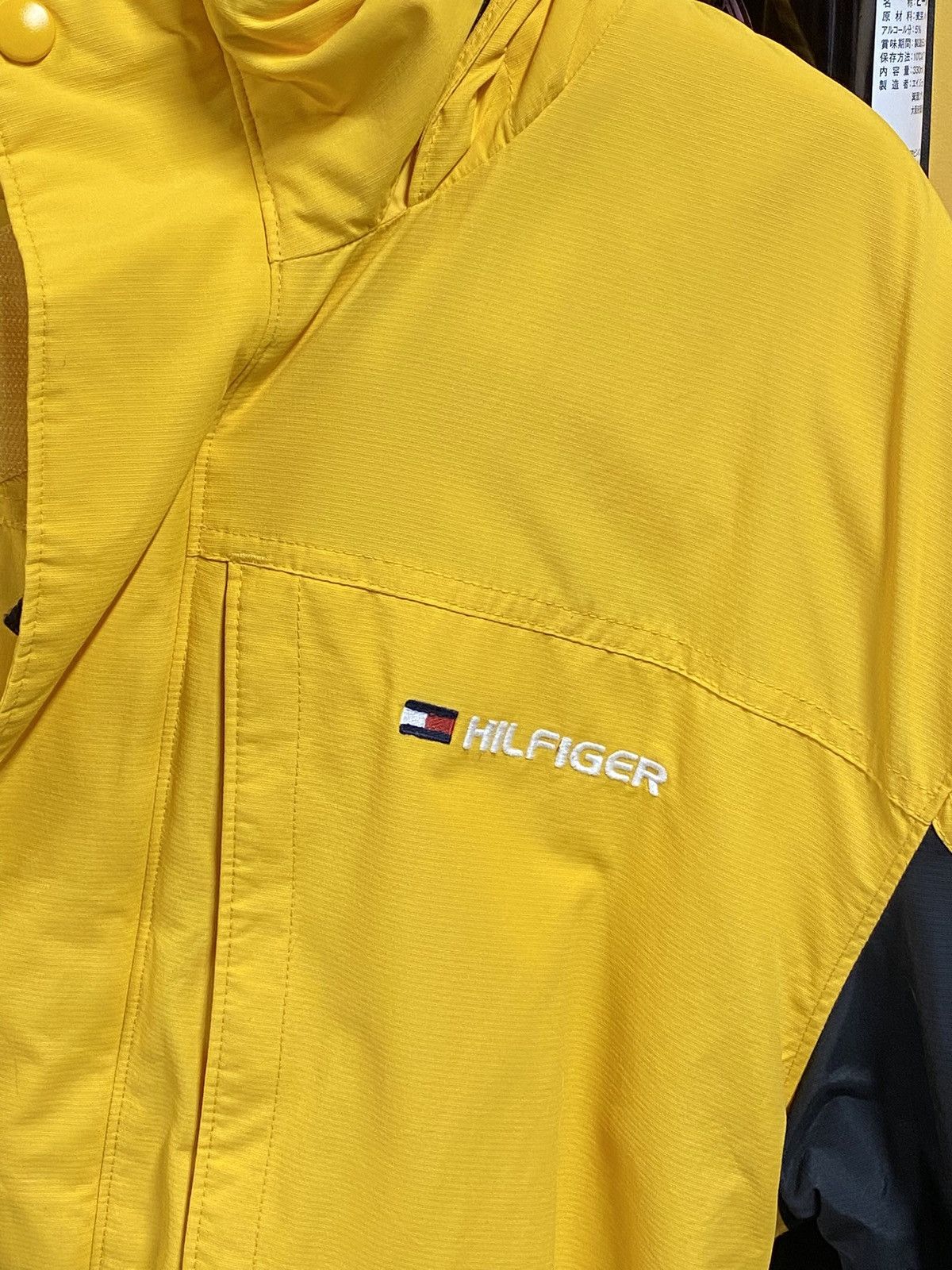 Tommy Hilfiger × Vintage Vintage Tommy Hilfiger Fullzip Jacket Adult Size Medium Size US M / EU 48-50 / 2 - 6 Thumbnail