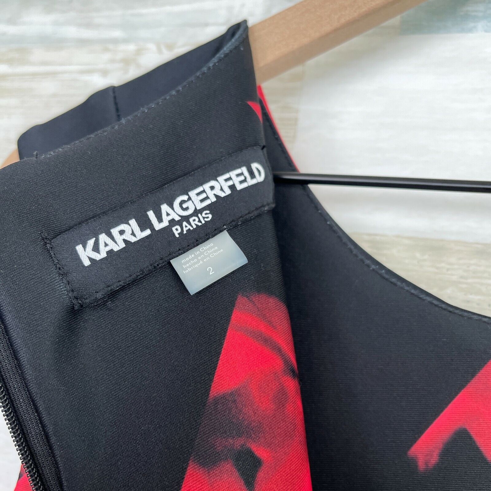 Karl Lagerfeld Karl Lagerfeld Paris Ruched Sheath Dress Black Red Floral 2 Size XS / US 0-2 / IT 36-38 - 7 Thumbnail