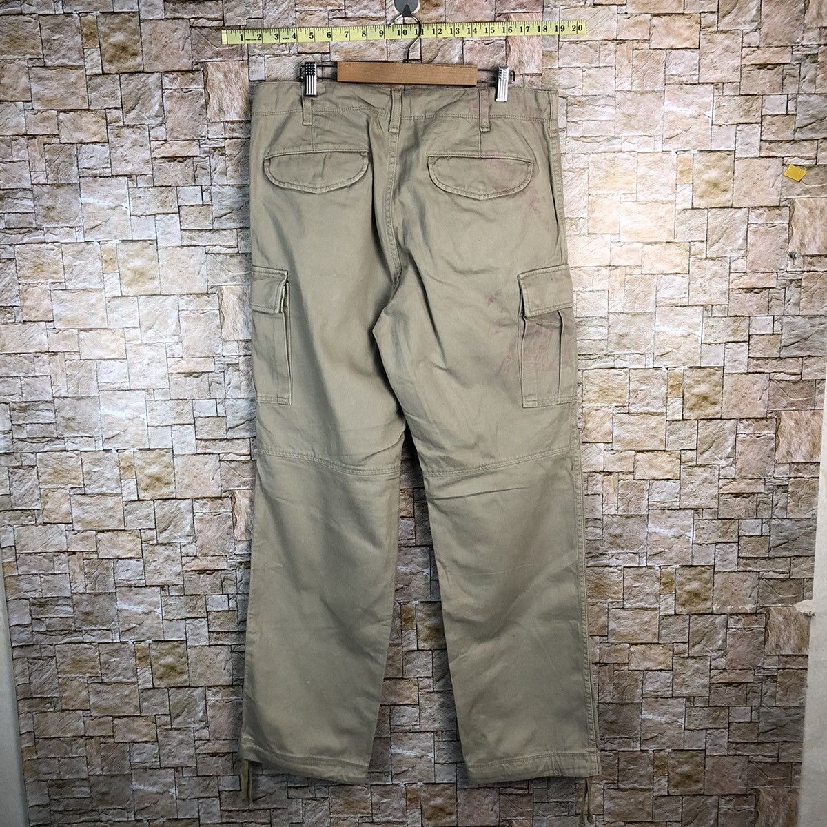 Japanese Brand Uniqlo Cream Cargo Multipocket Pants #A636 Size US 33 - 16 Thumbnail