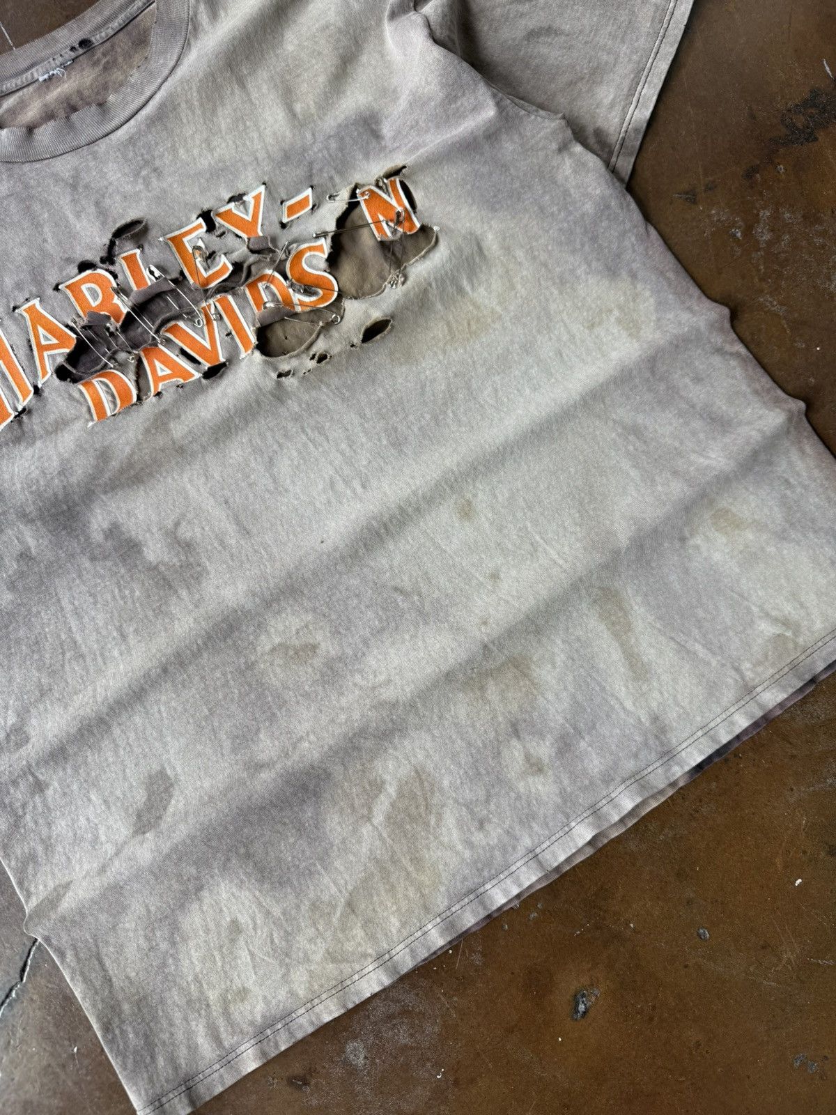 Harley Davidson vintage 90s faded/distressed Harley Davidson pin logo shirt Size US XL / EU 56 / 4 - 2 Thumbnail